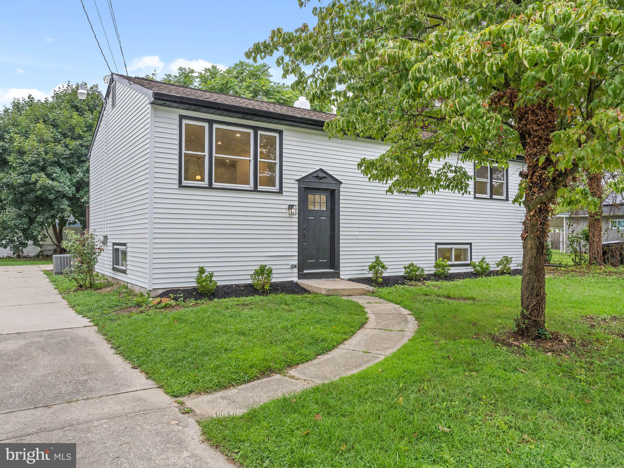 1937 BELLEVUE AVENUE