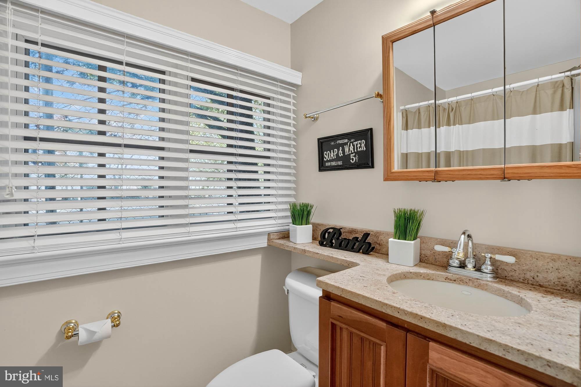 EASTPORT - Residential