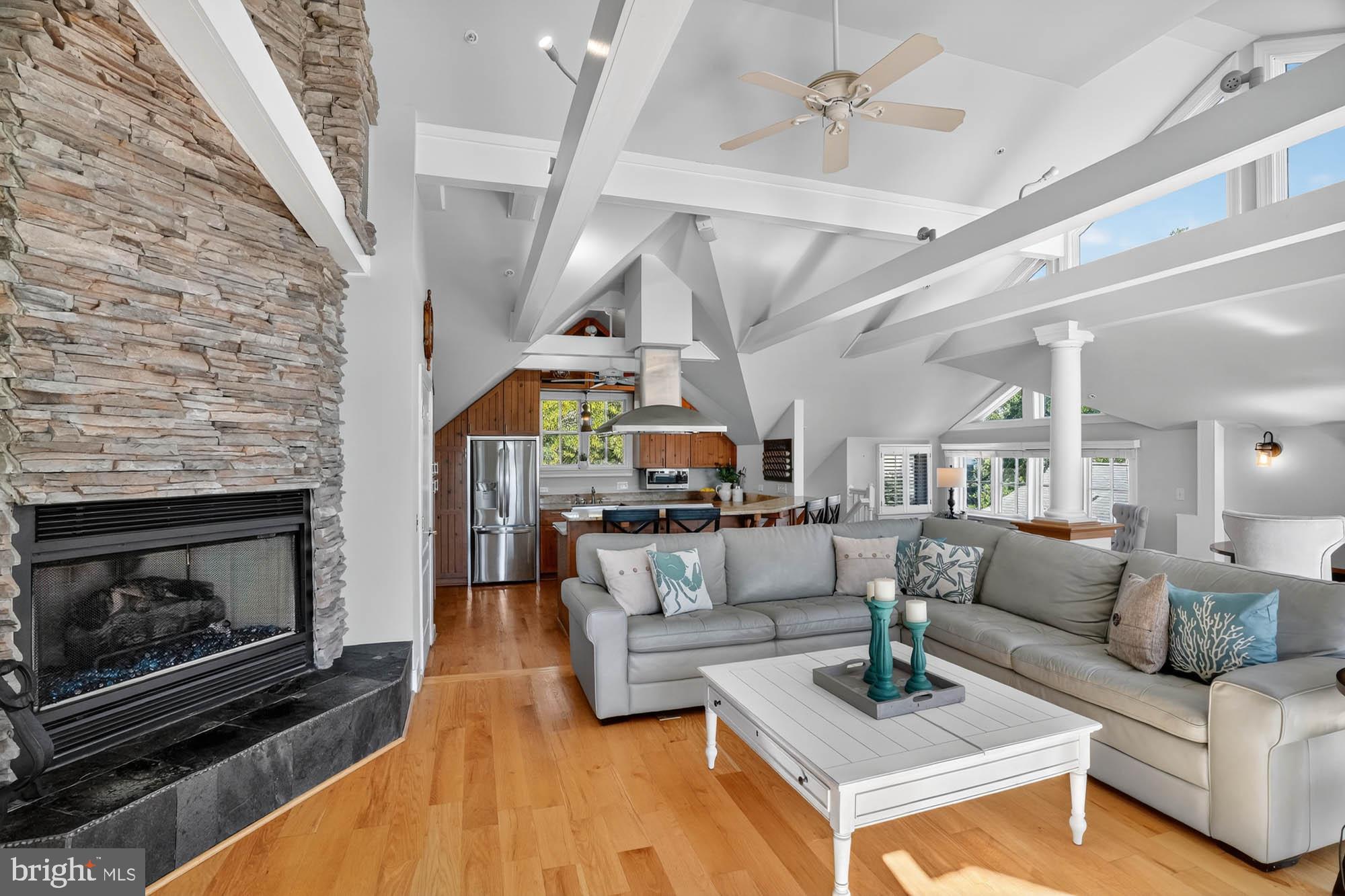 EASTPORT - Residential