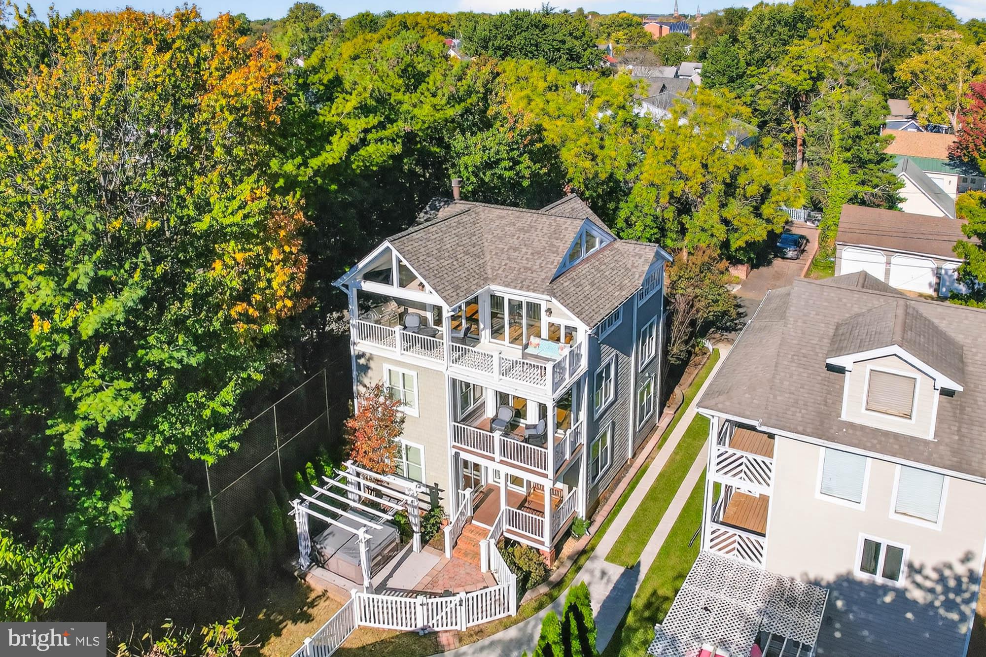EASTPORT - Residential