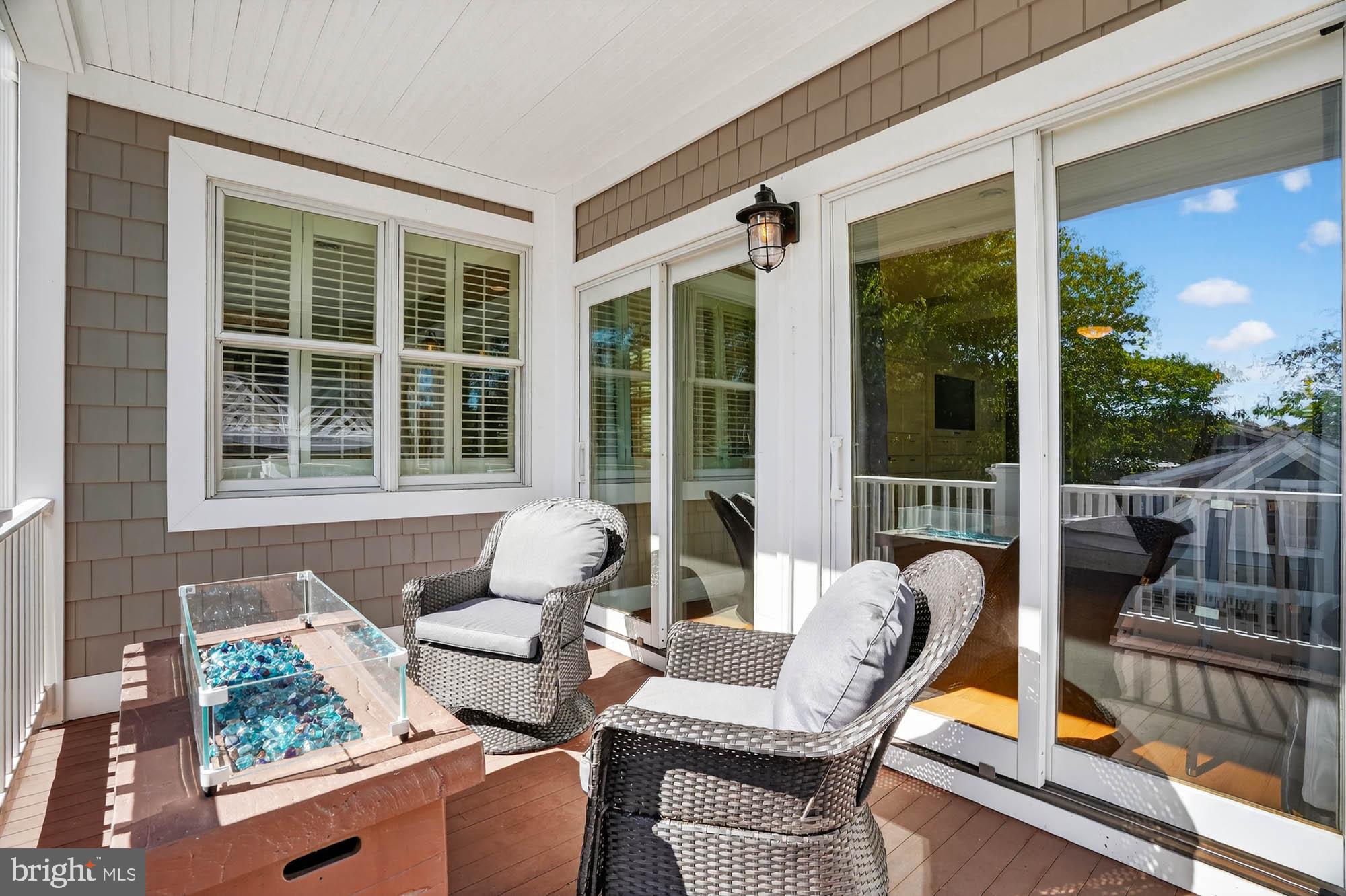 EASTPORT - Residential
