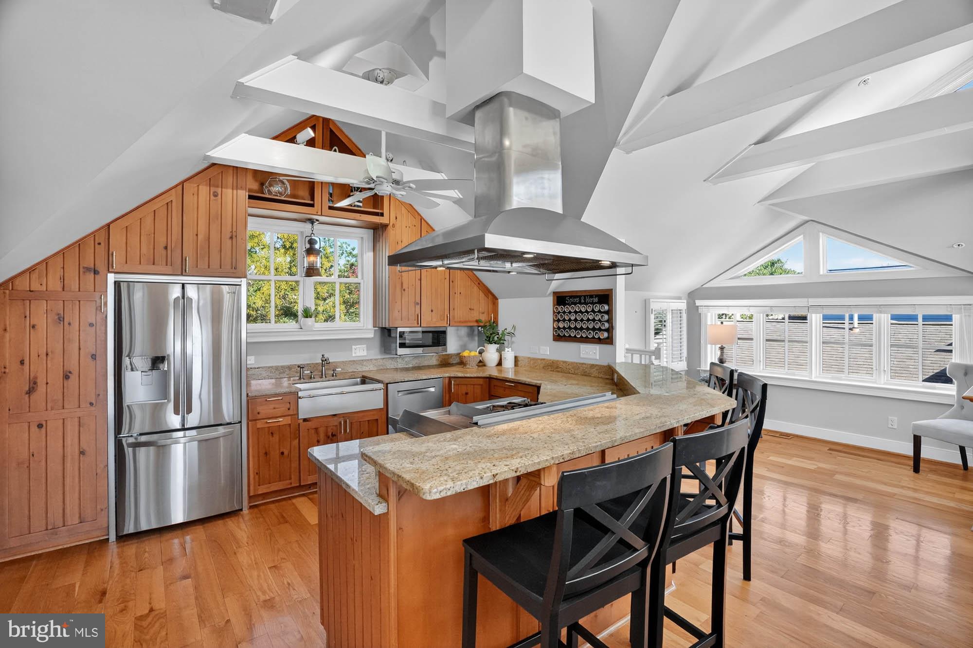 EASTPORT - Residential
