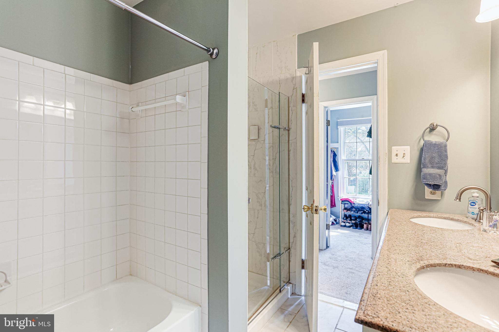 CHURCHILL TOWN SECTOR - Residential