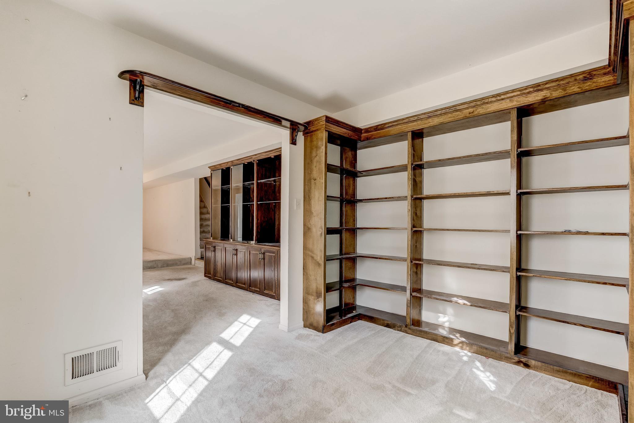 KINGS CONTRIVANCE - Residential