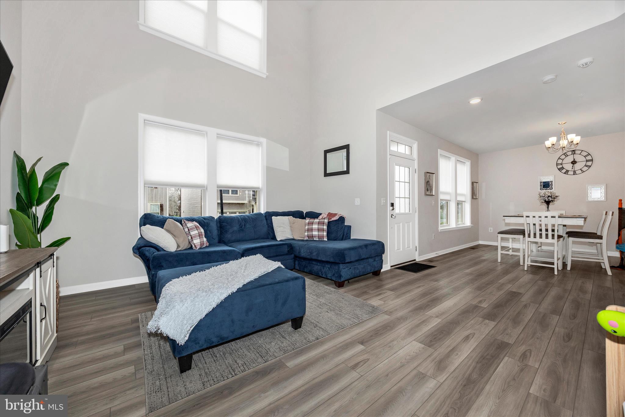 CANTERBURY STATION - Residential