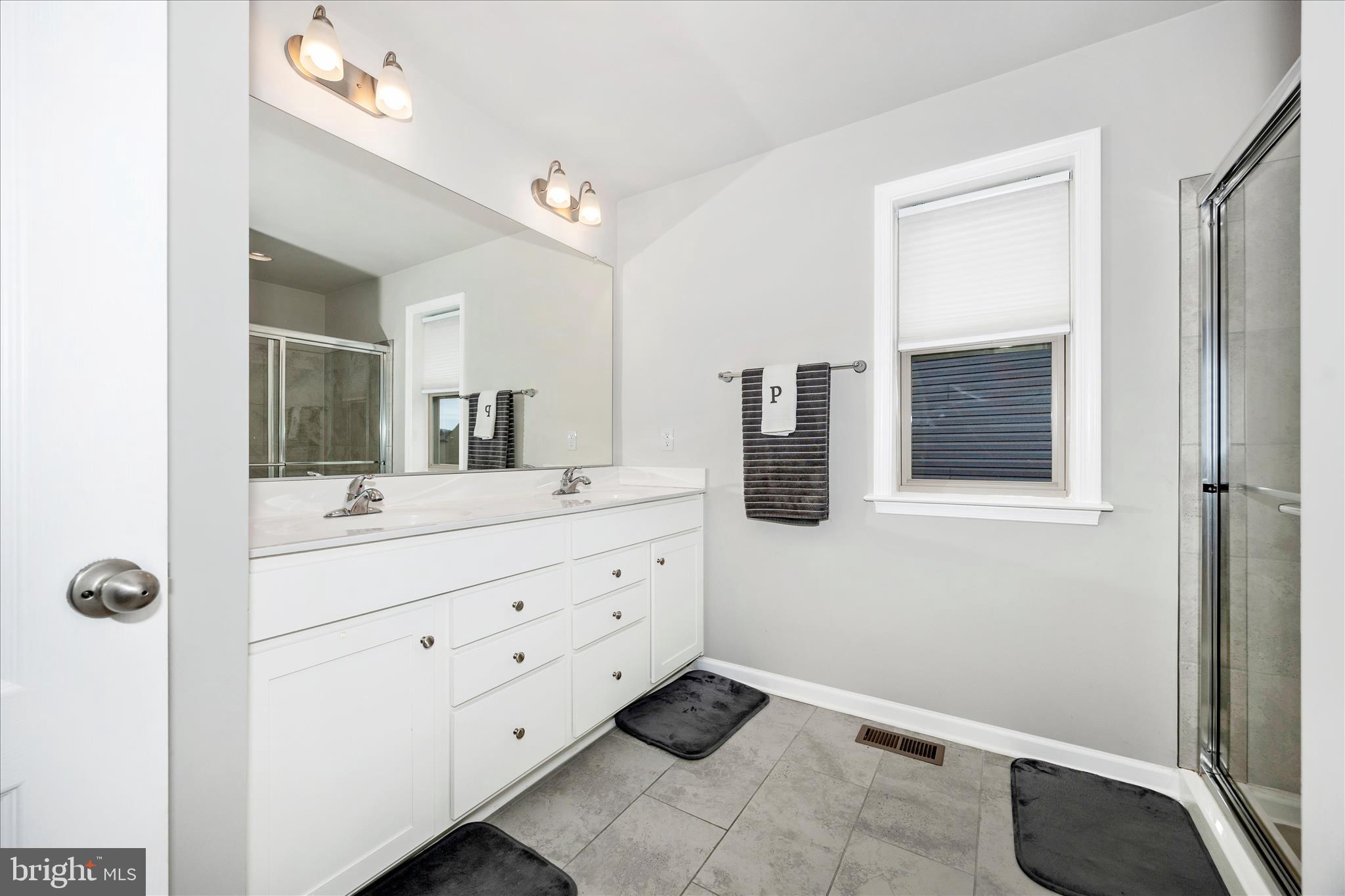 CANTERBURY STATION - Residential