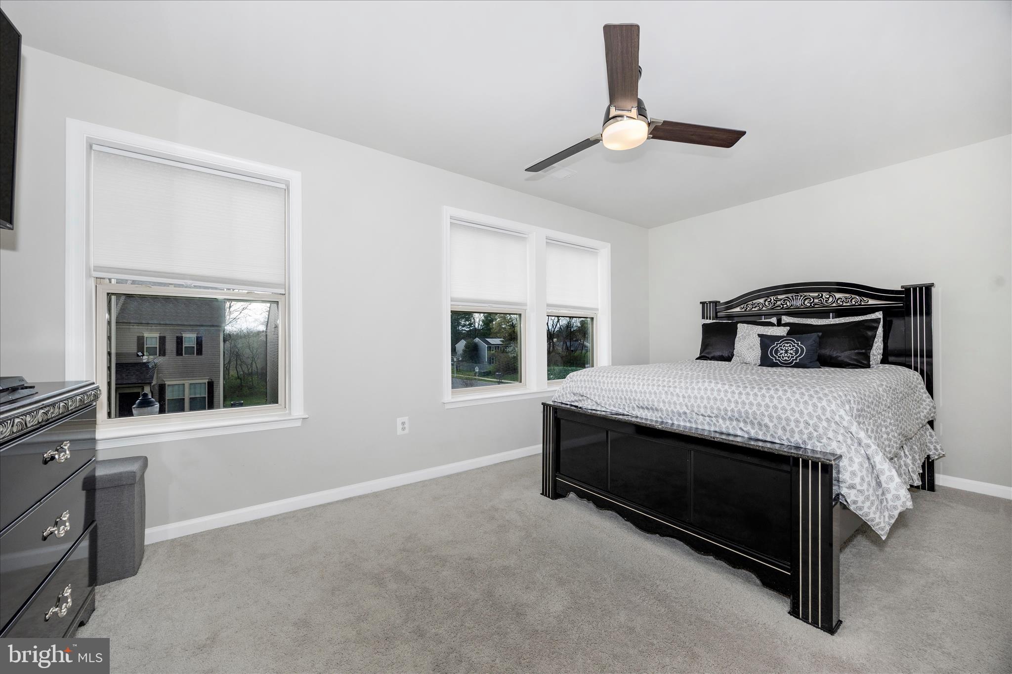 CANTERBURY STATION - Residential