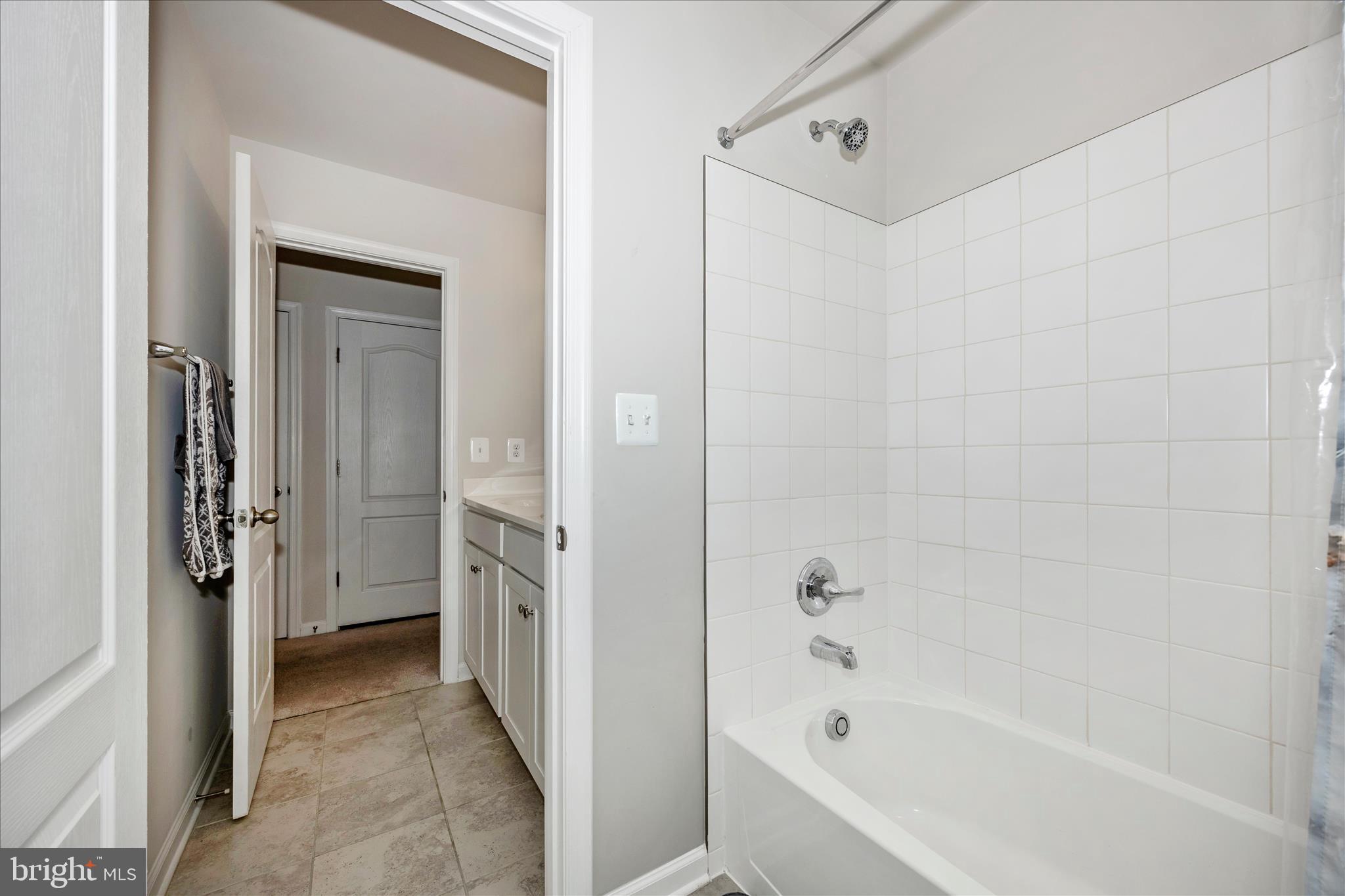 CANTERBURY STATION - Residential