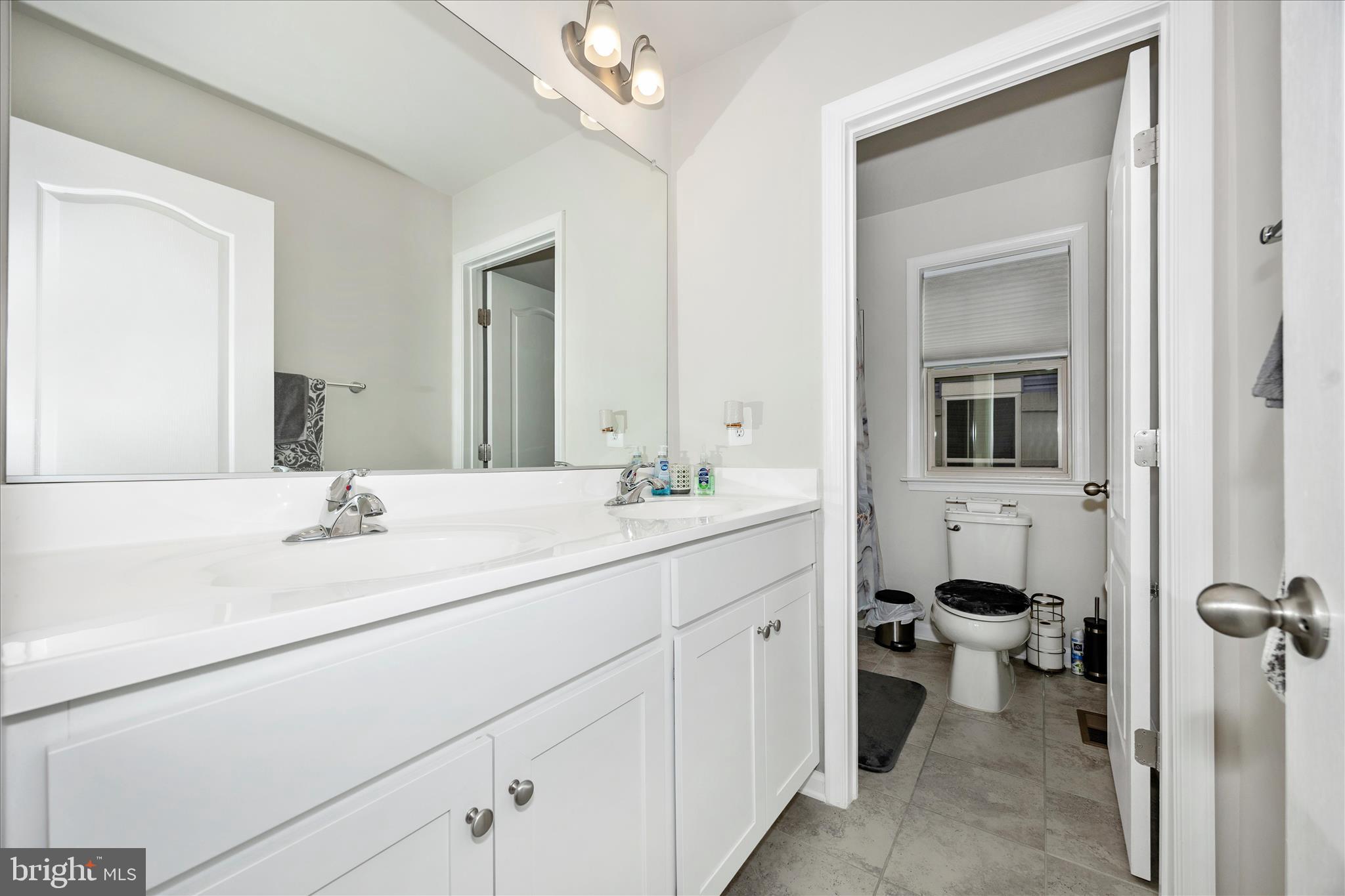 CANTERBURY STATION - Residential