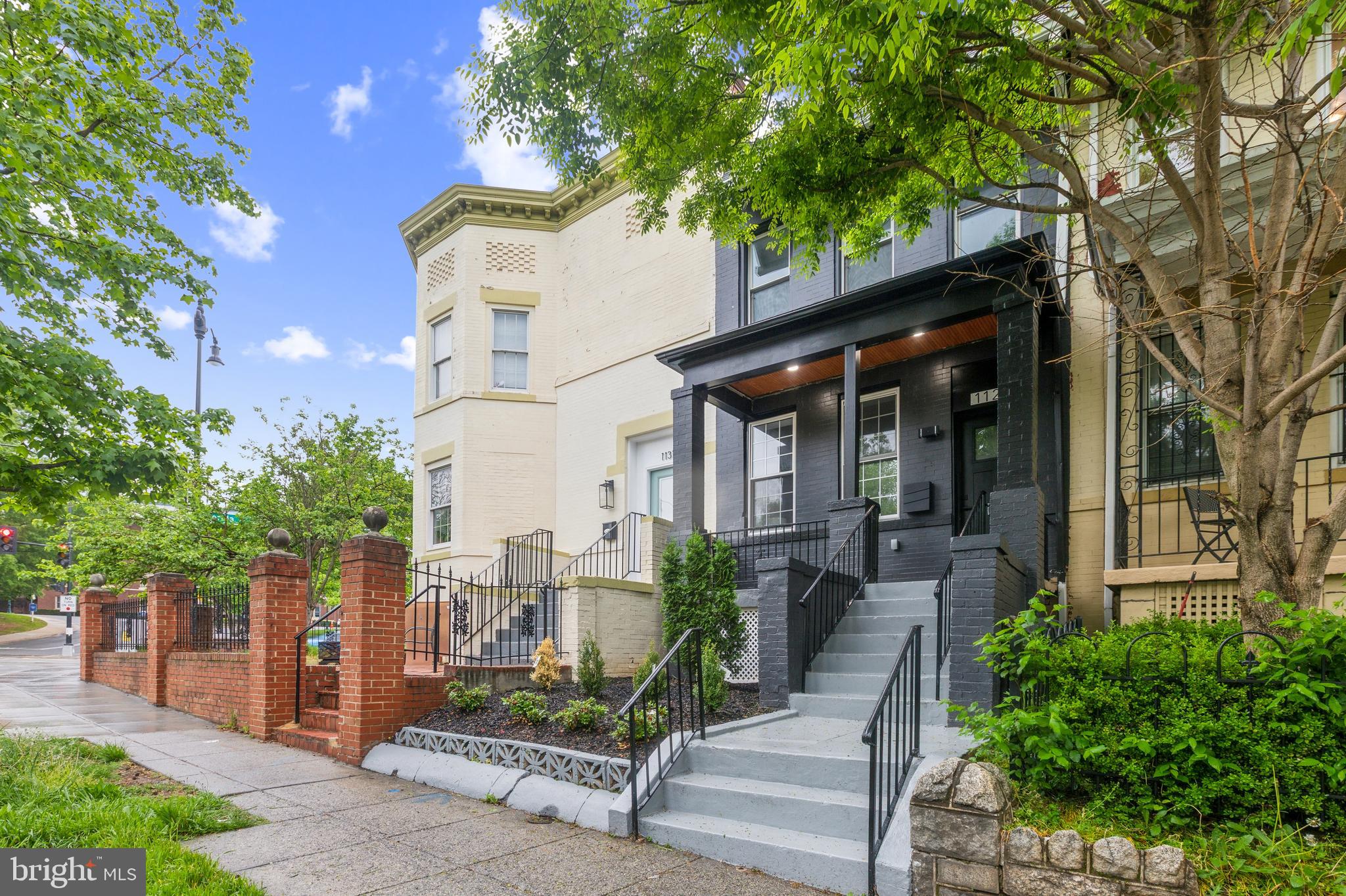 1129 8TH STREET NE