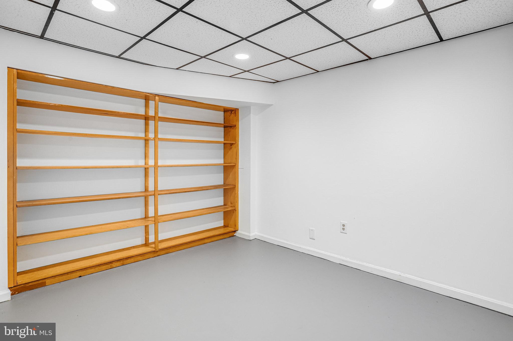 COLLEGE HEIGHTS - Residential