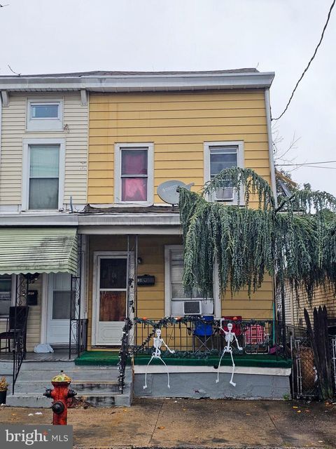 Photo of 136 Washington Street, TRENTON, NJ 08611 (MLS # NJME2069142)