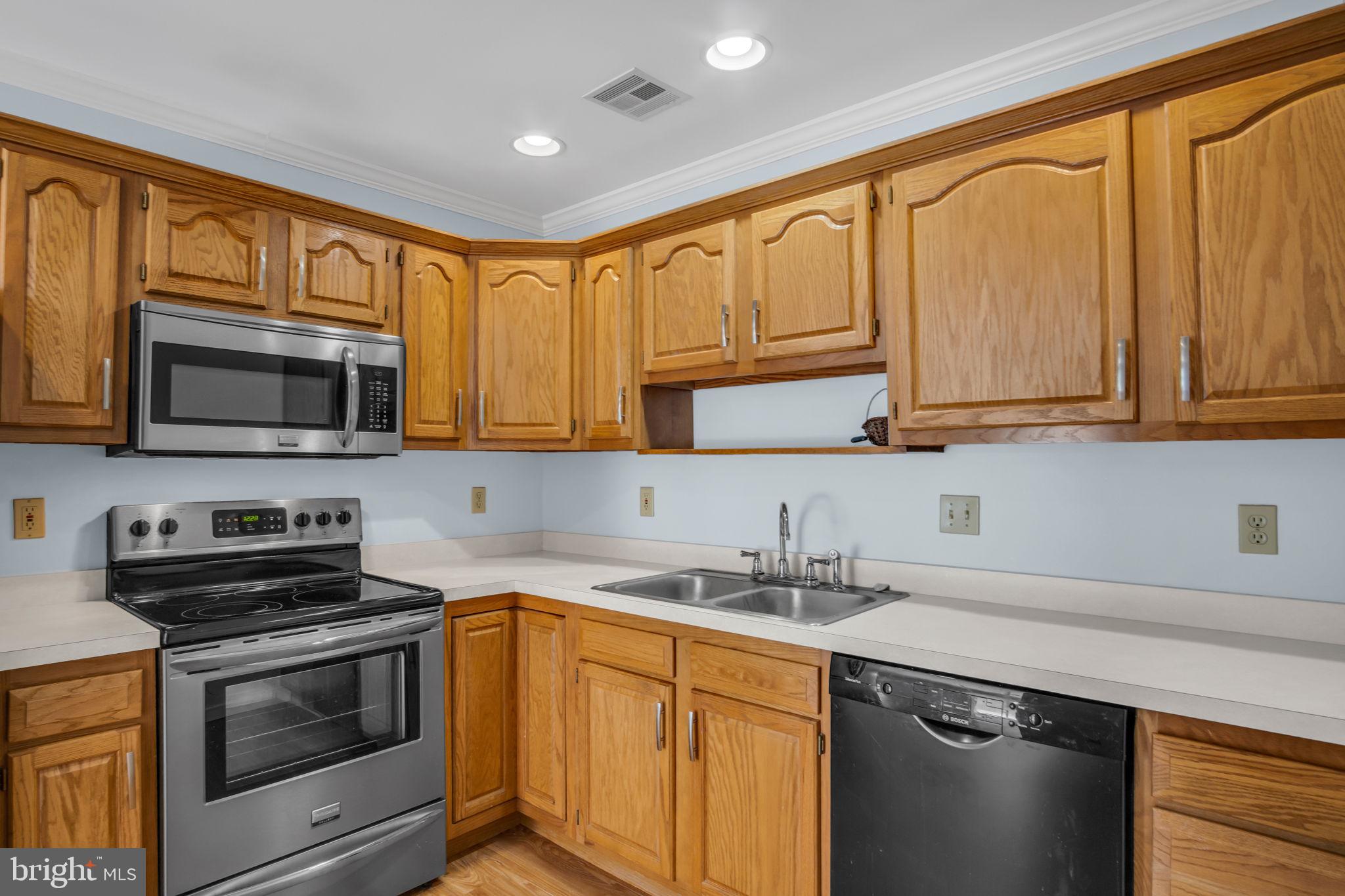 WILLOW CROSSING - Residential