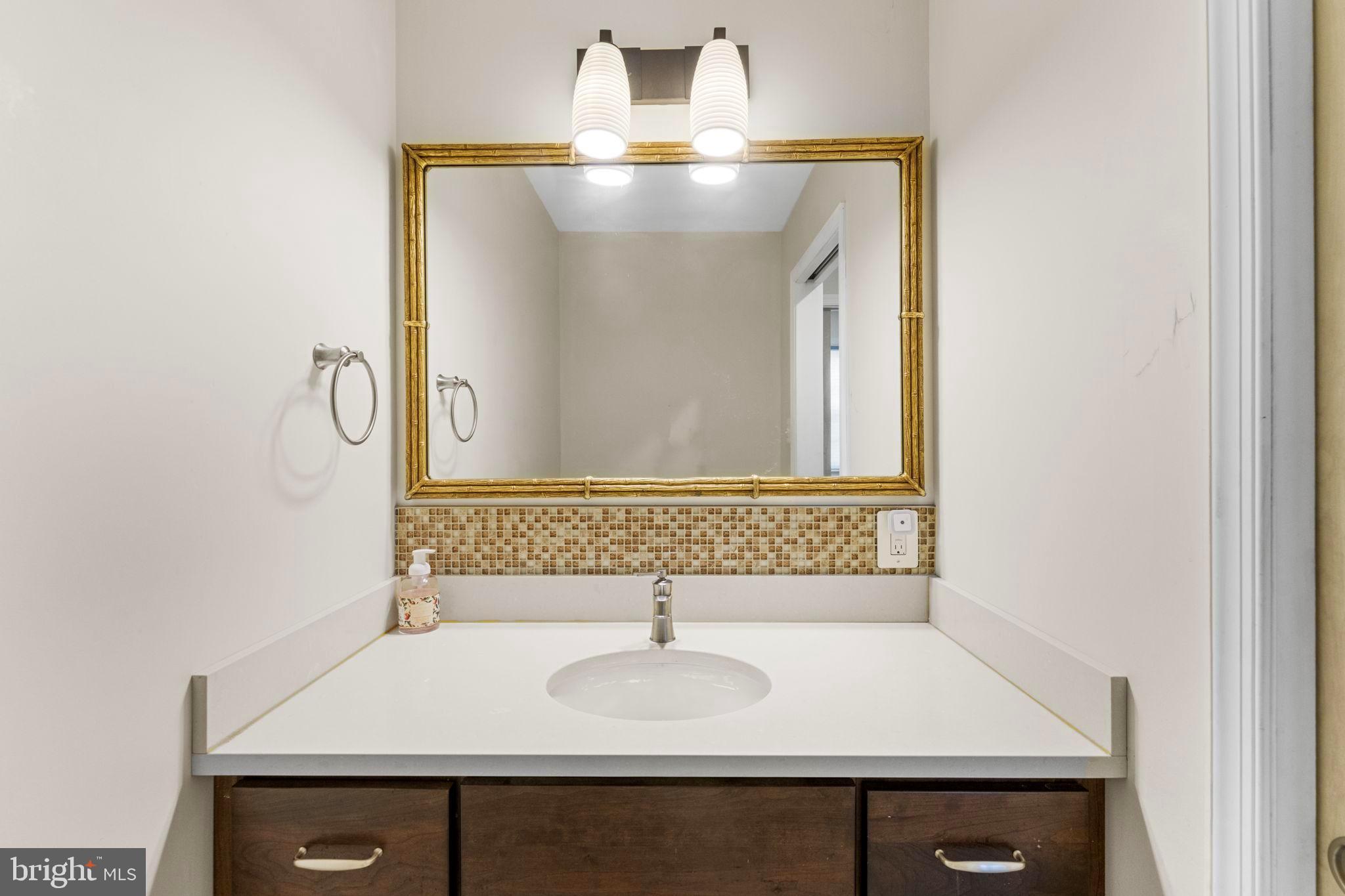 BRADLEY HILLS - Residential