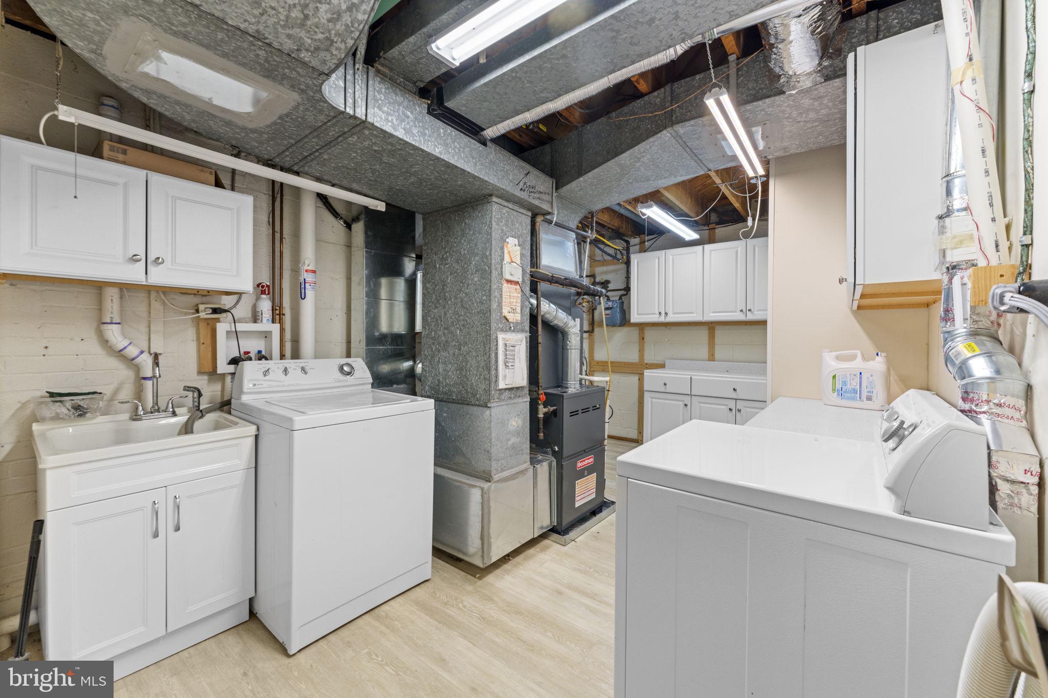 BRADLEY HILLS - Residential