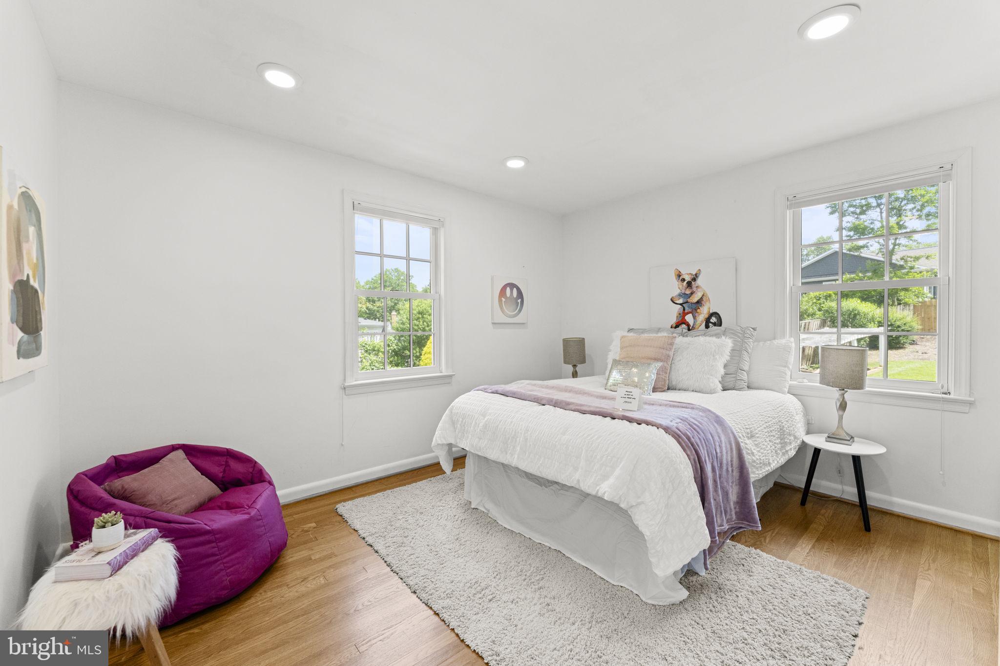 BRADLEY HILLS - Residential