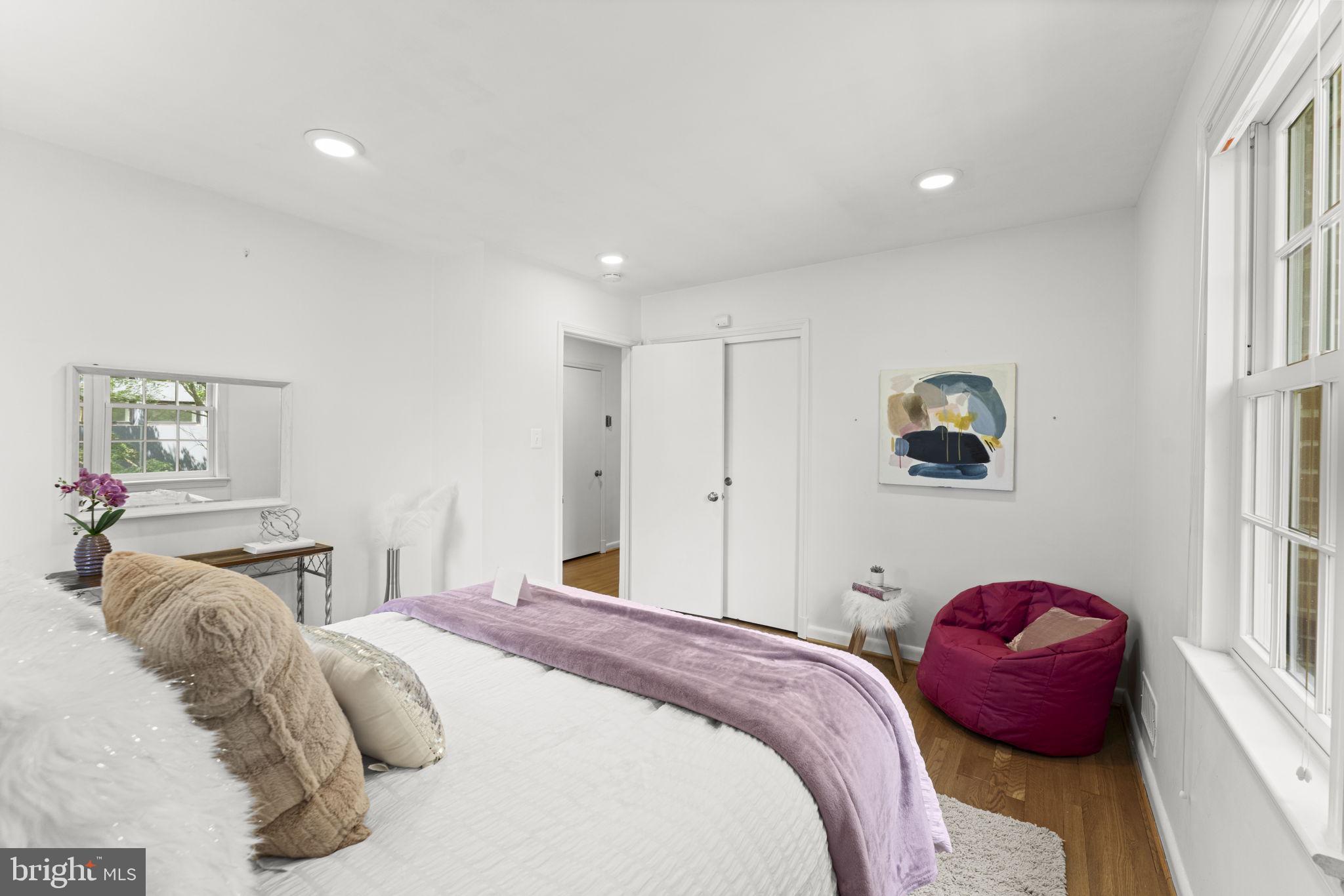 BRADLEY HILLS - Residential