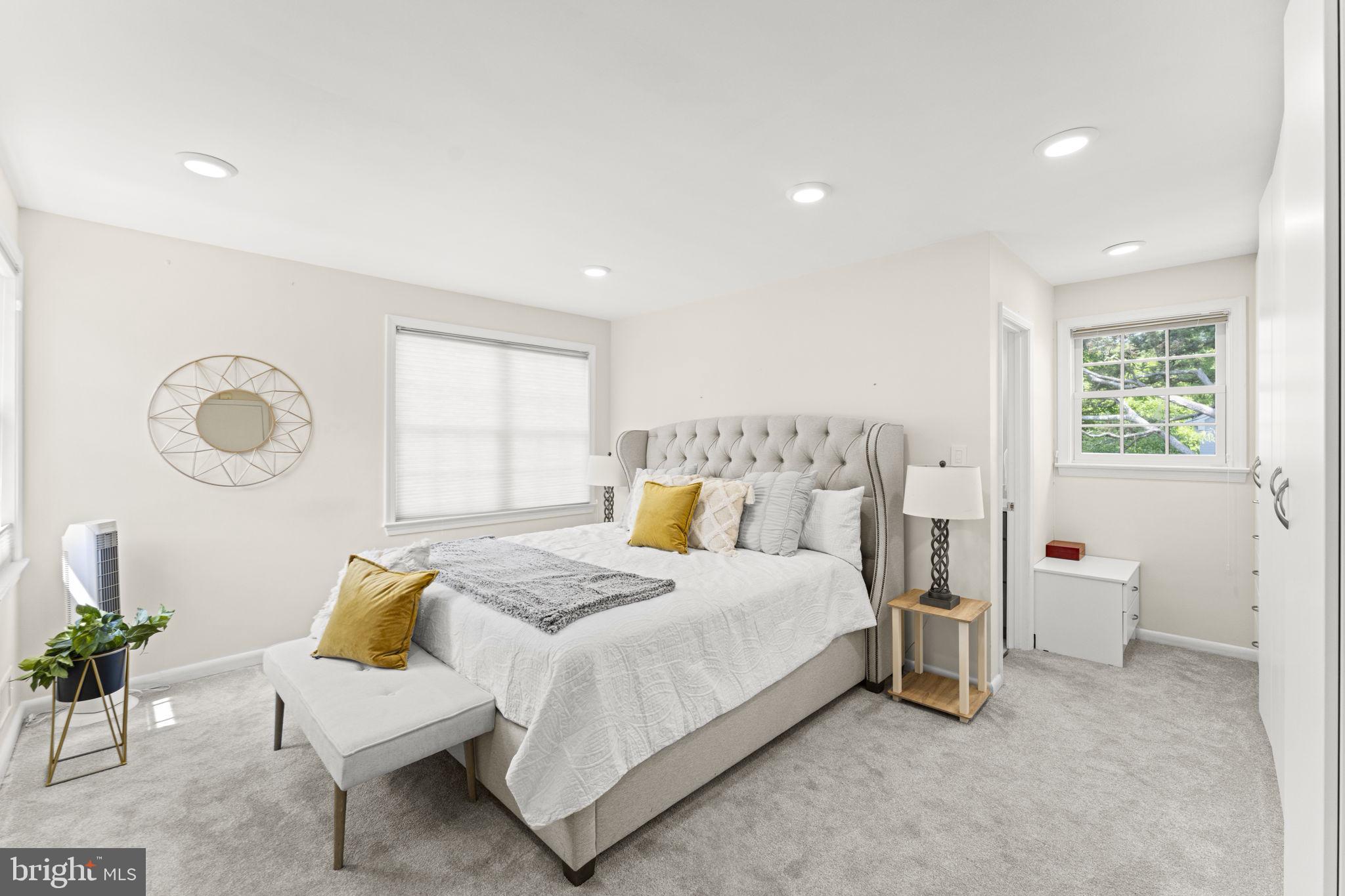 BRADLEY HILLS - Residential