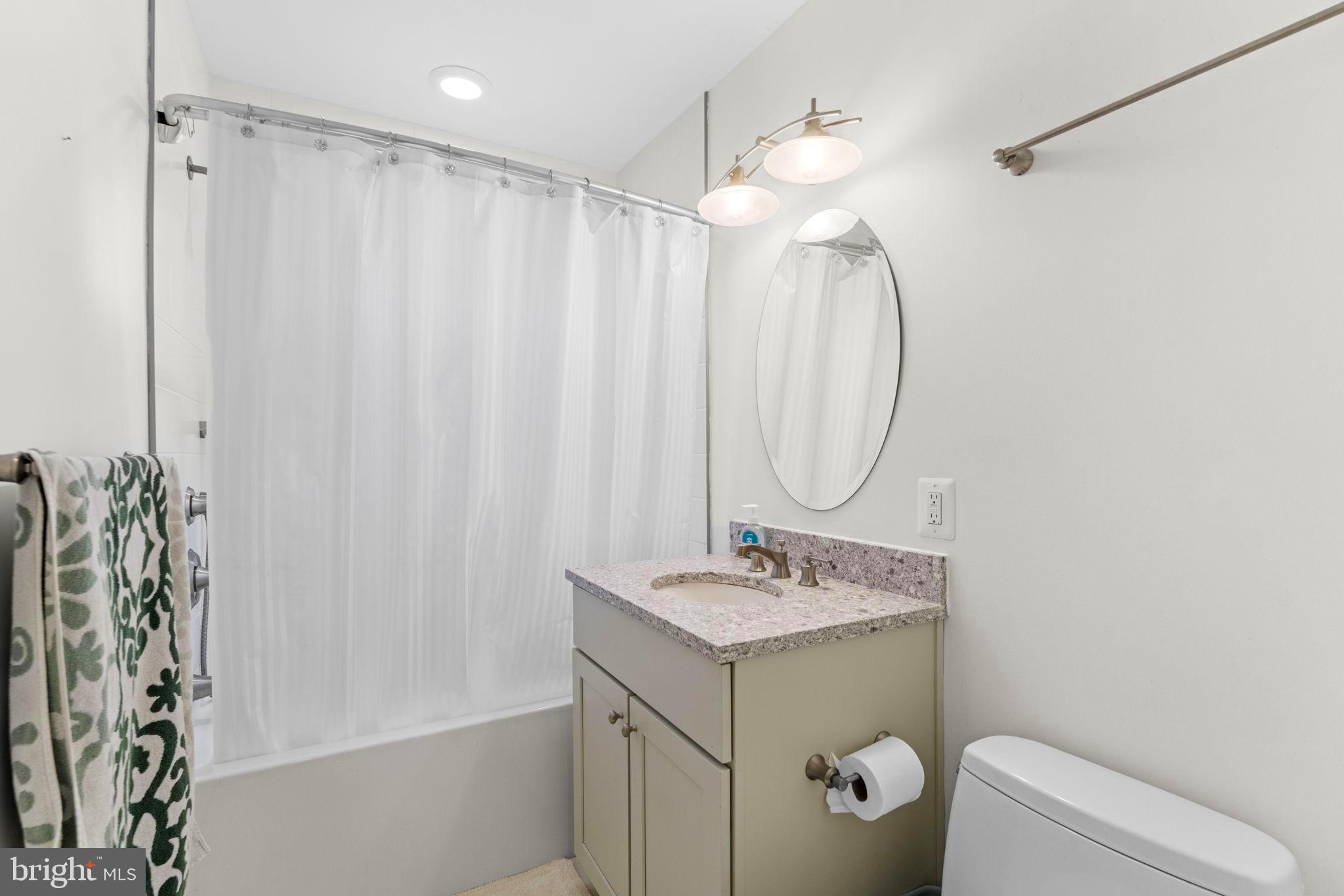 BRADLEY HILLS - Residential