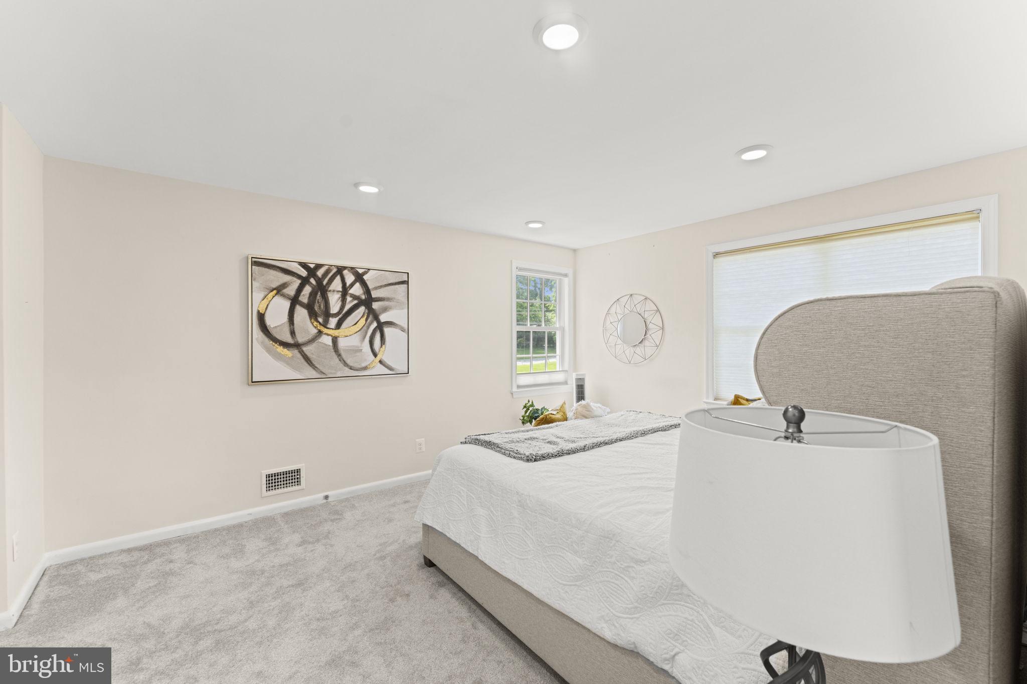 BRADLEY HILLS - Residential