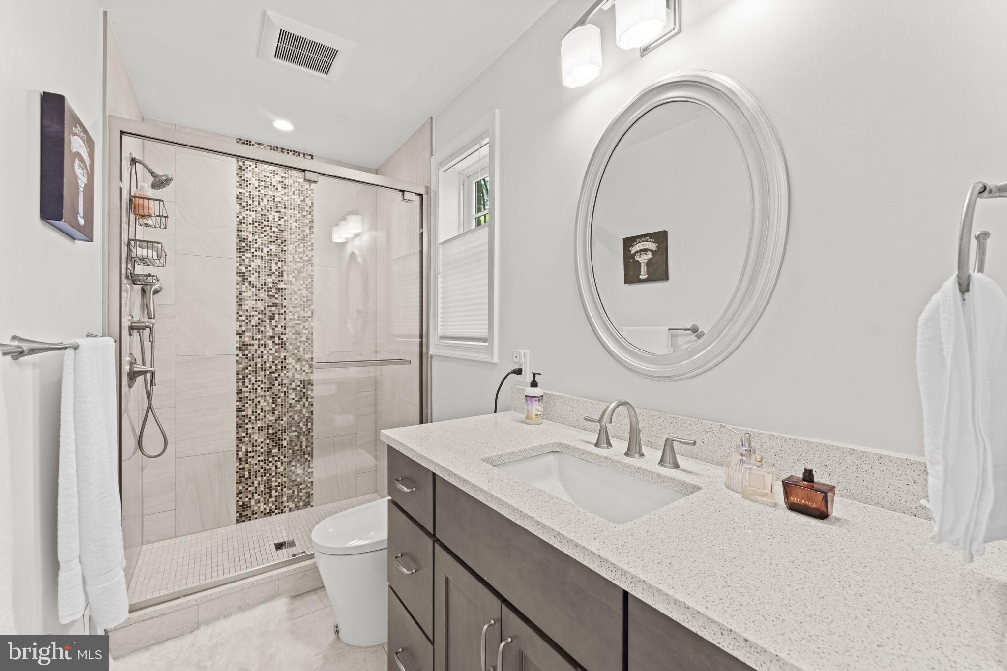 BRADLEY HILLS - Residential