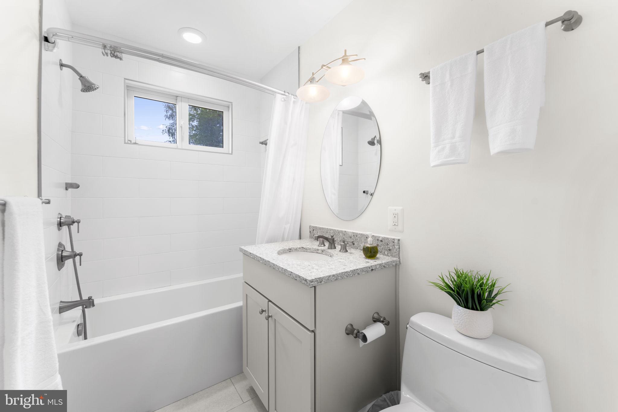 BRADLEY HILLS - Residential