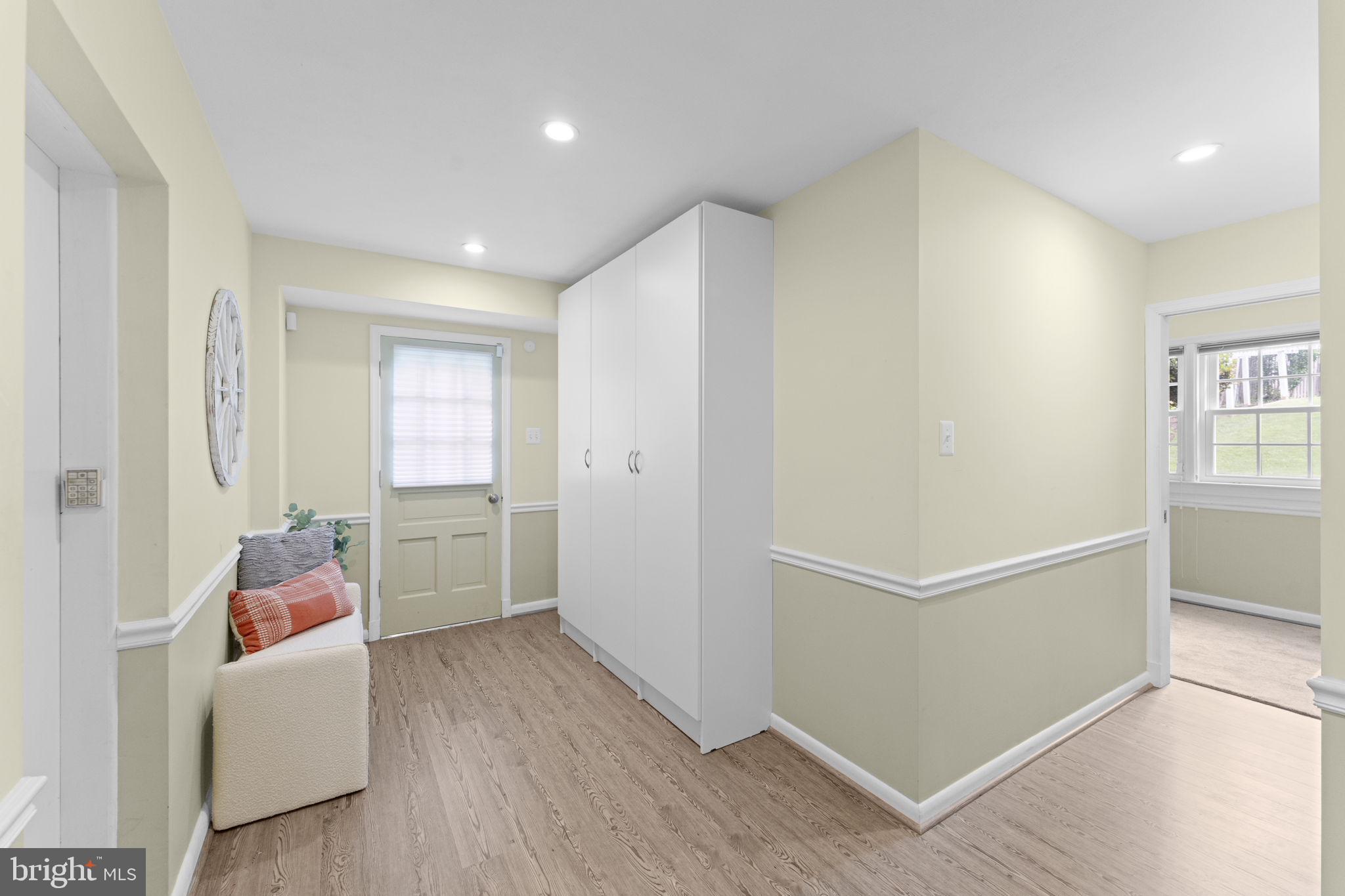 BRADLEY HILLS - Residential