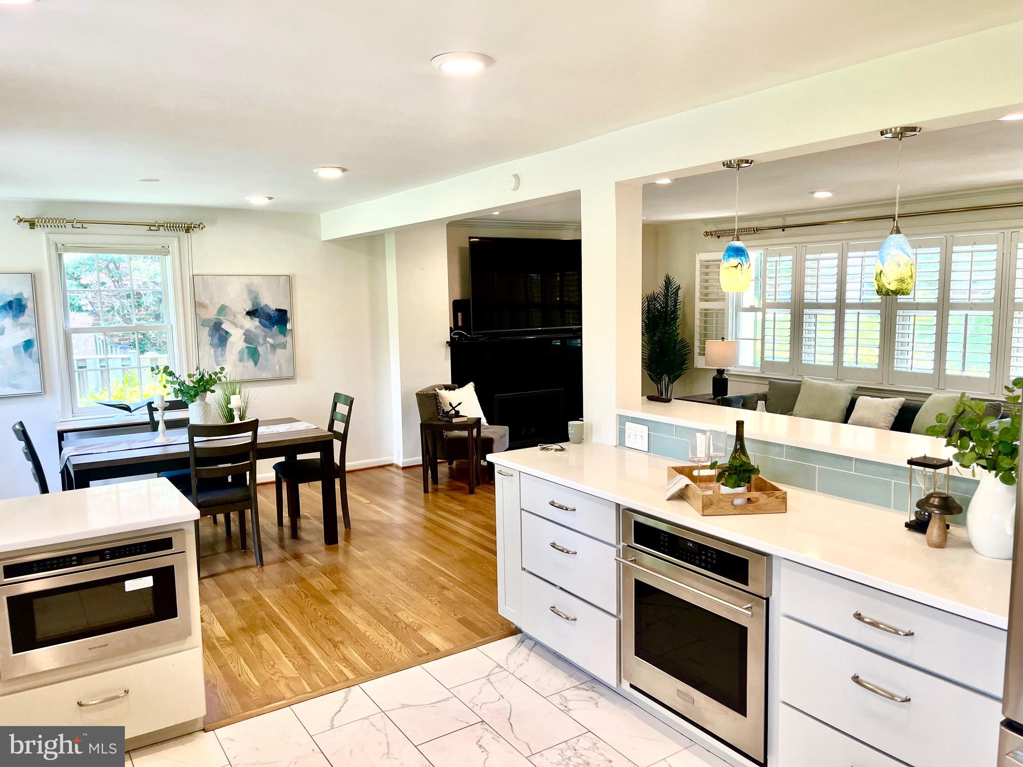 BRADLEY HILLS - Residential