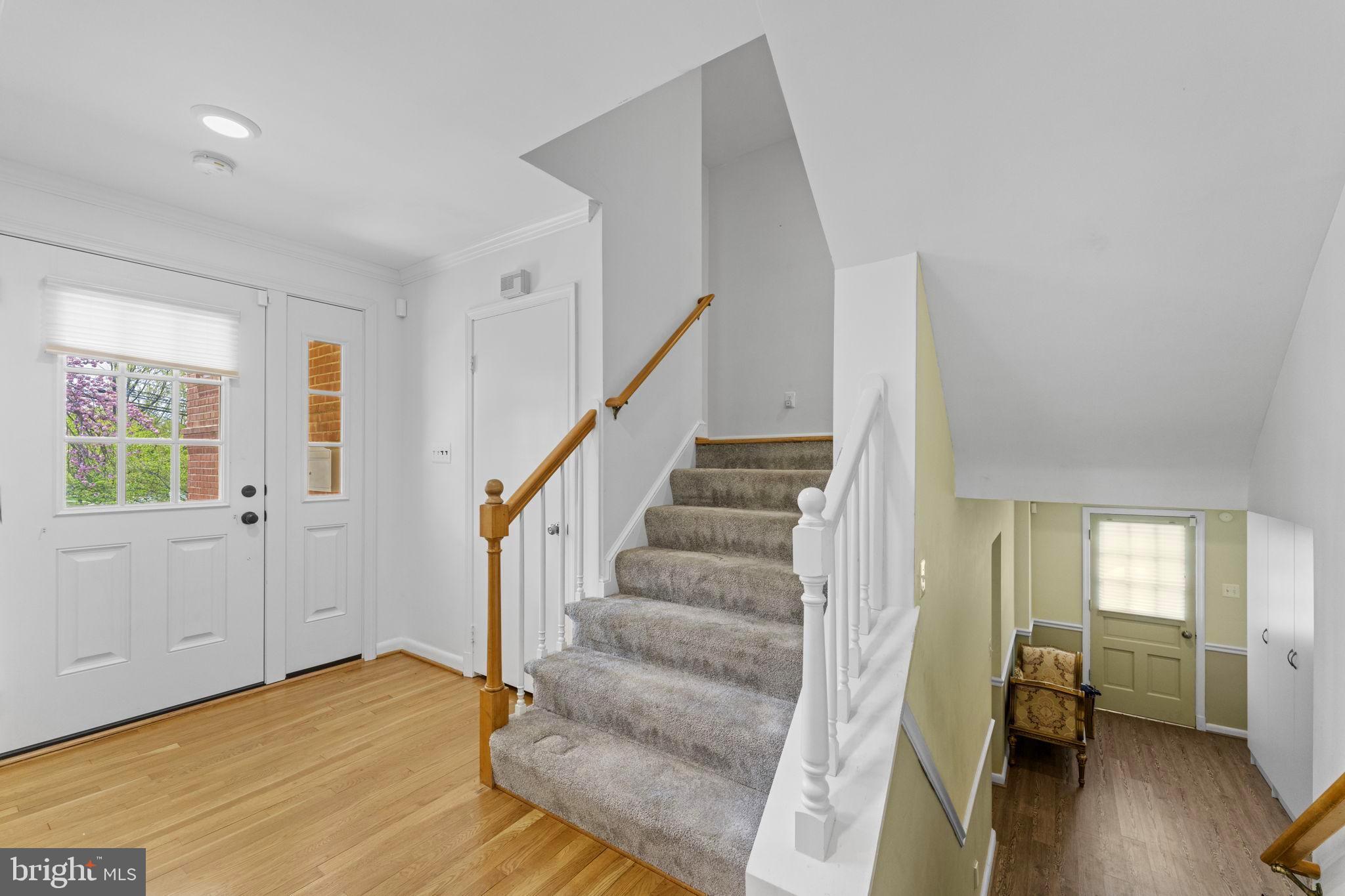 BRADLEY HILLS - Residential