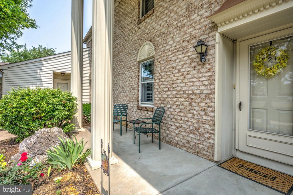 Photo of 21 ASHLEA VLG, NEW HOLLAND, PA 17557 (MLS # PALA2036412)