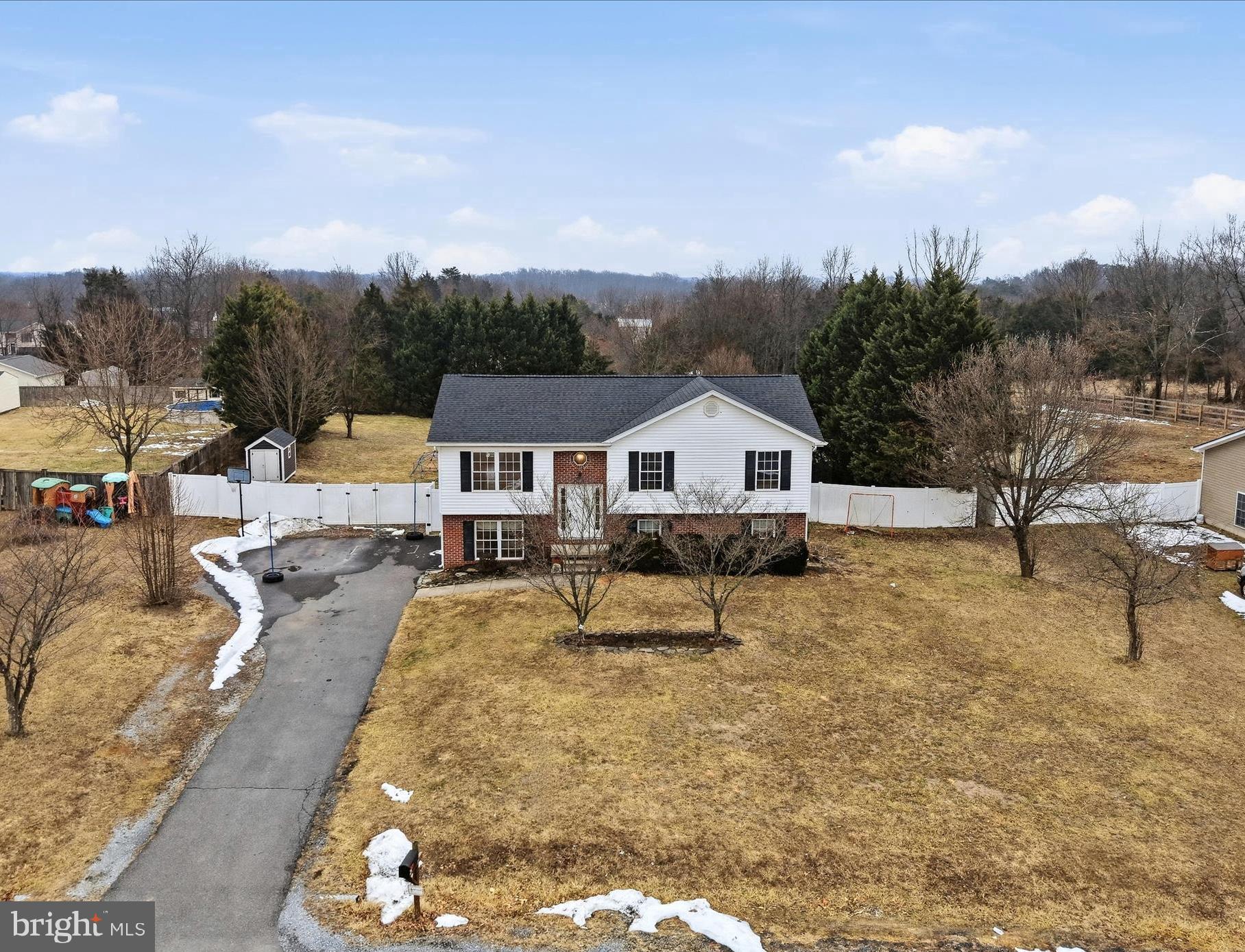 CAMERON ACRES - Residential