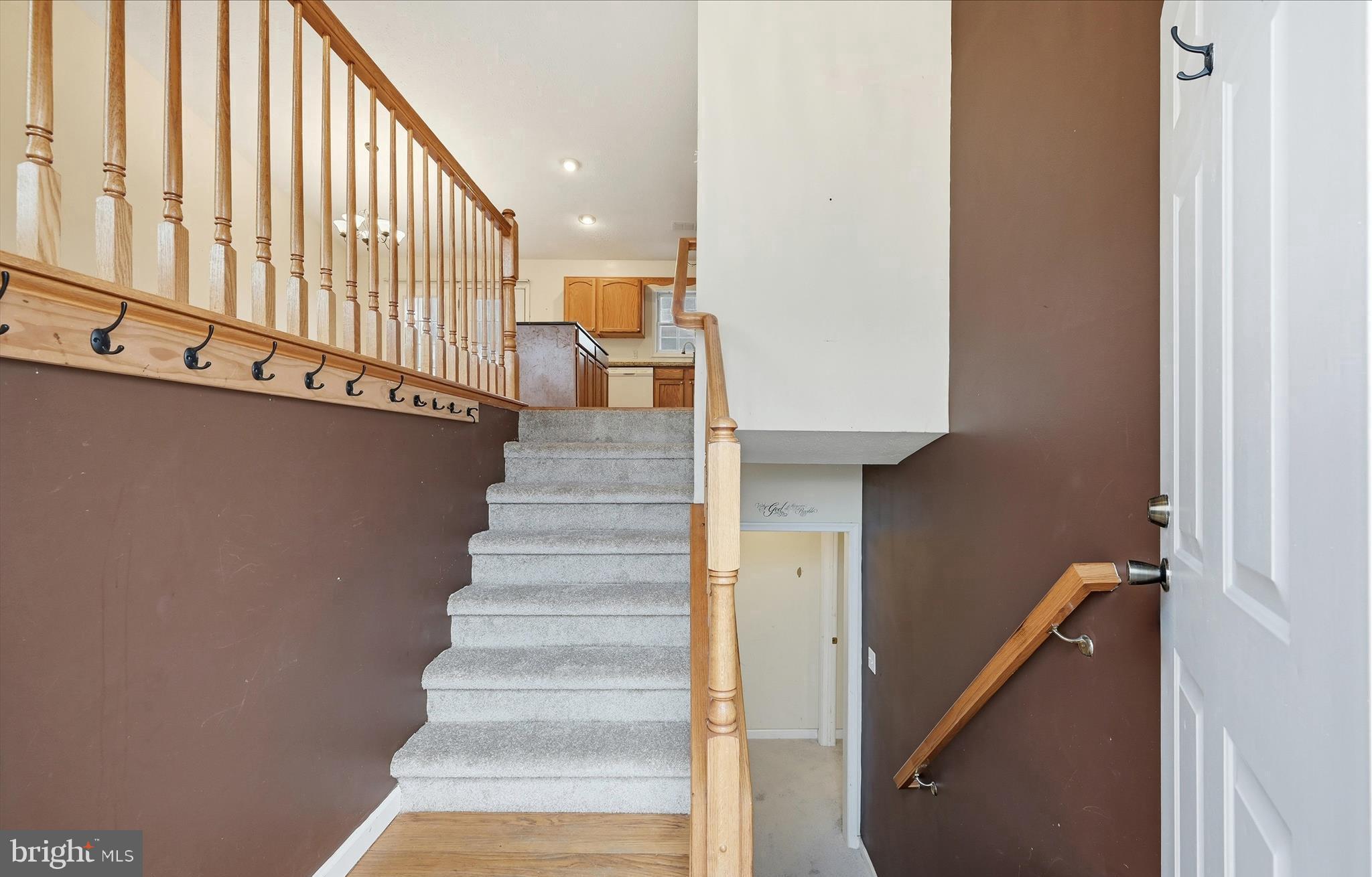 CAMERON ACRES - Residential