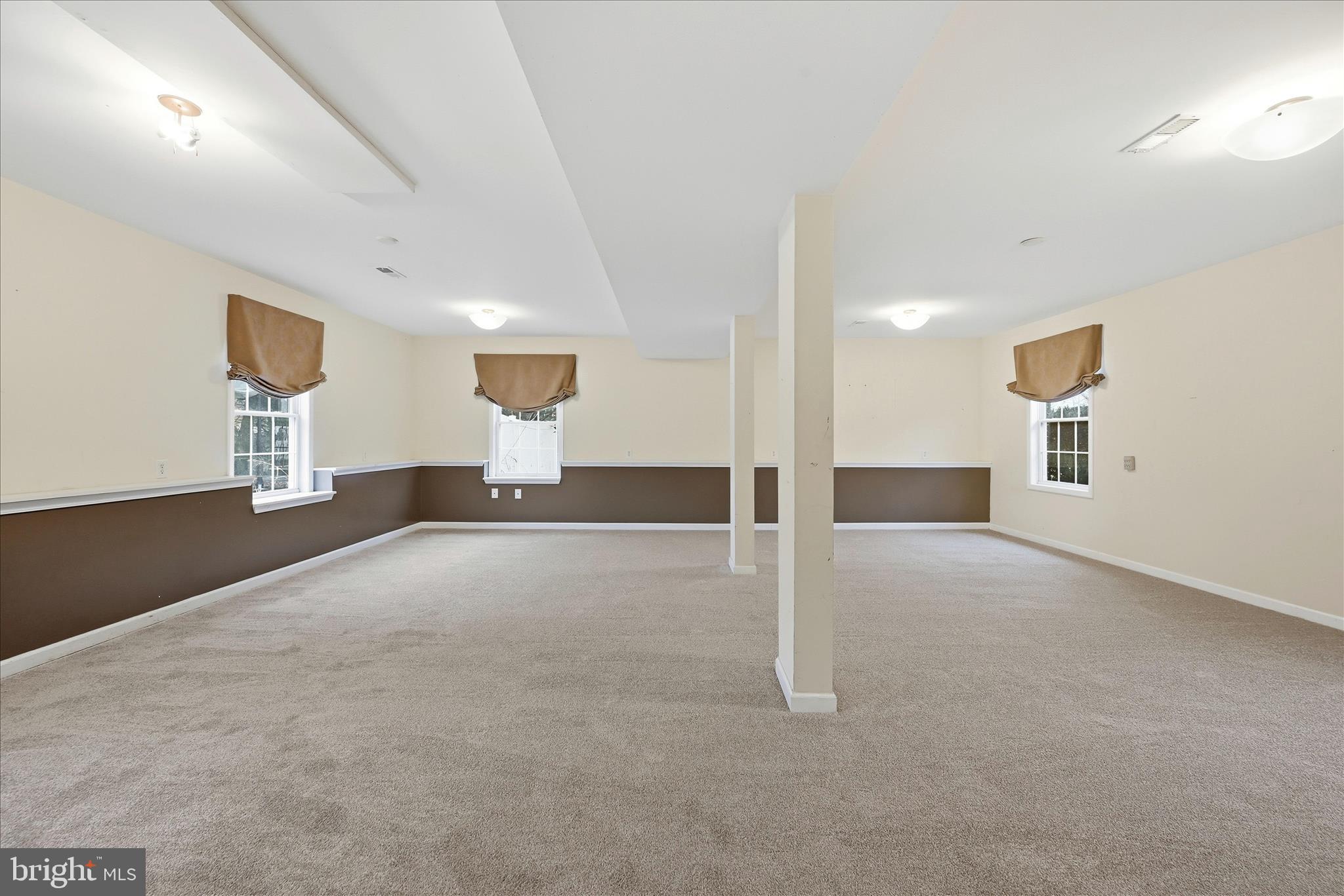 CAMERON ACRES - Residential