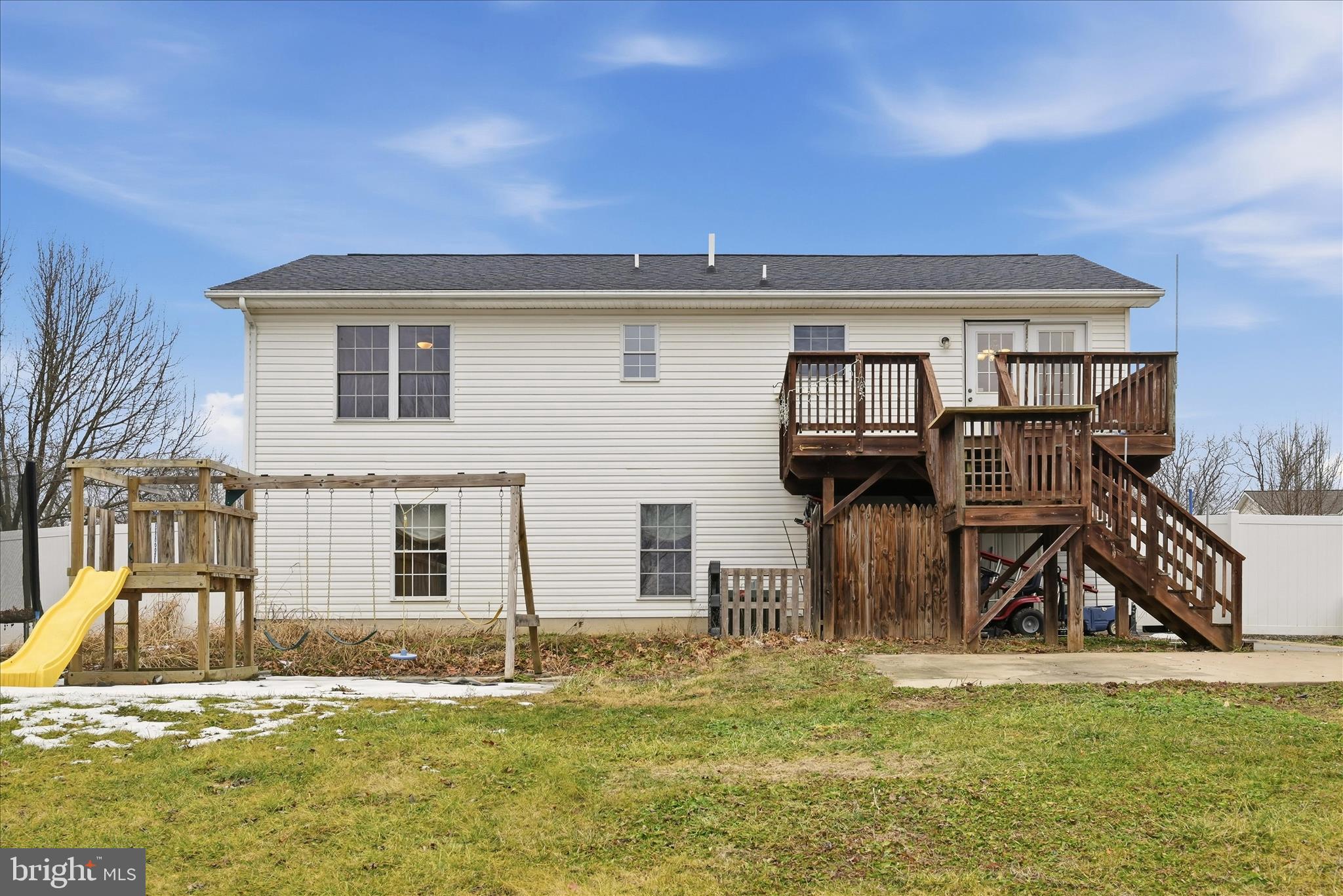 CAMERON ACRES - Residential