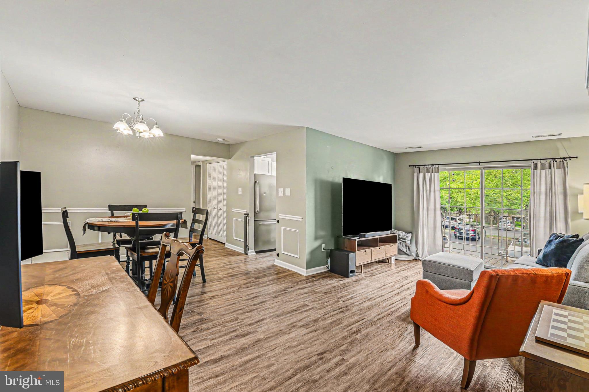 THE POINTE - Residential