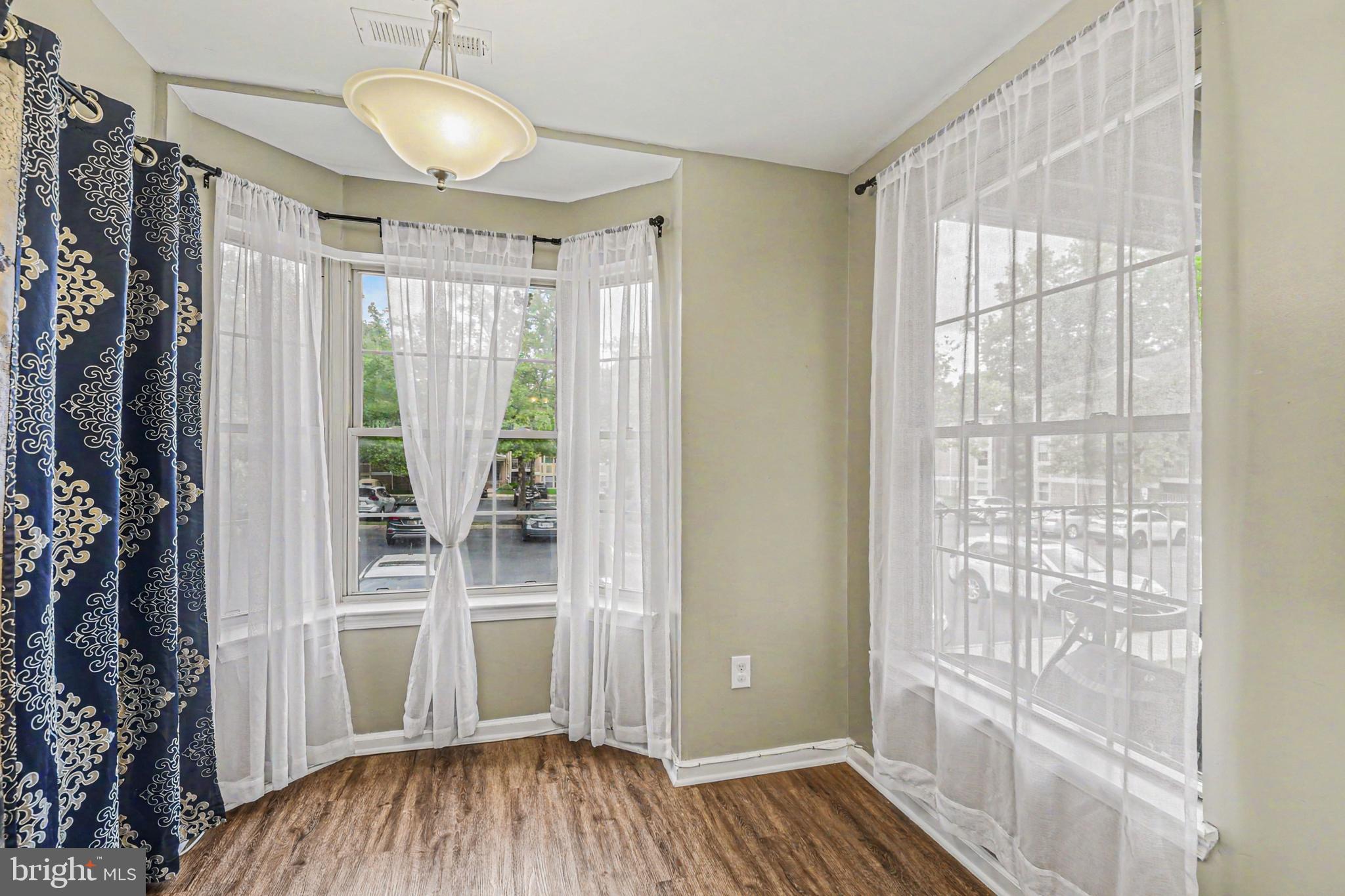THE POINTE - Residential