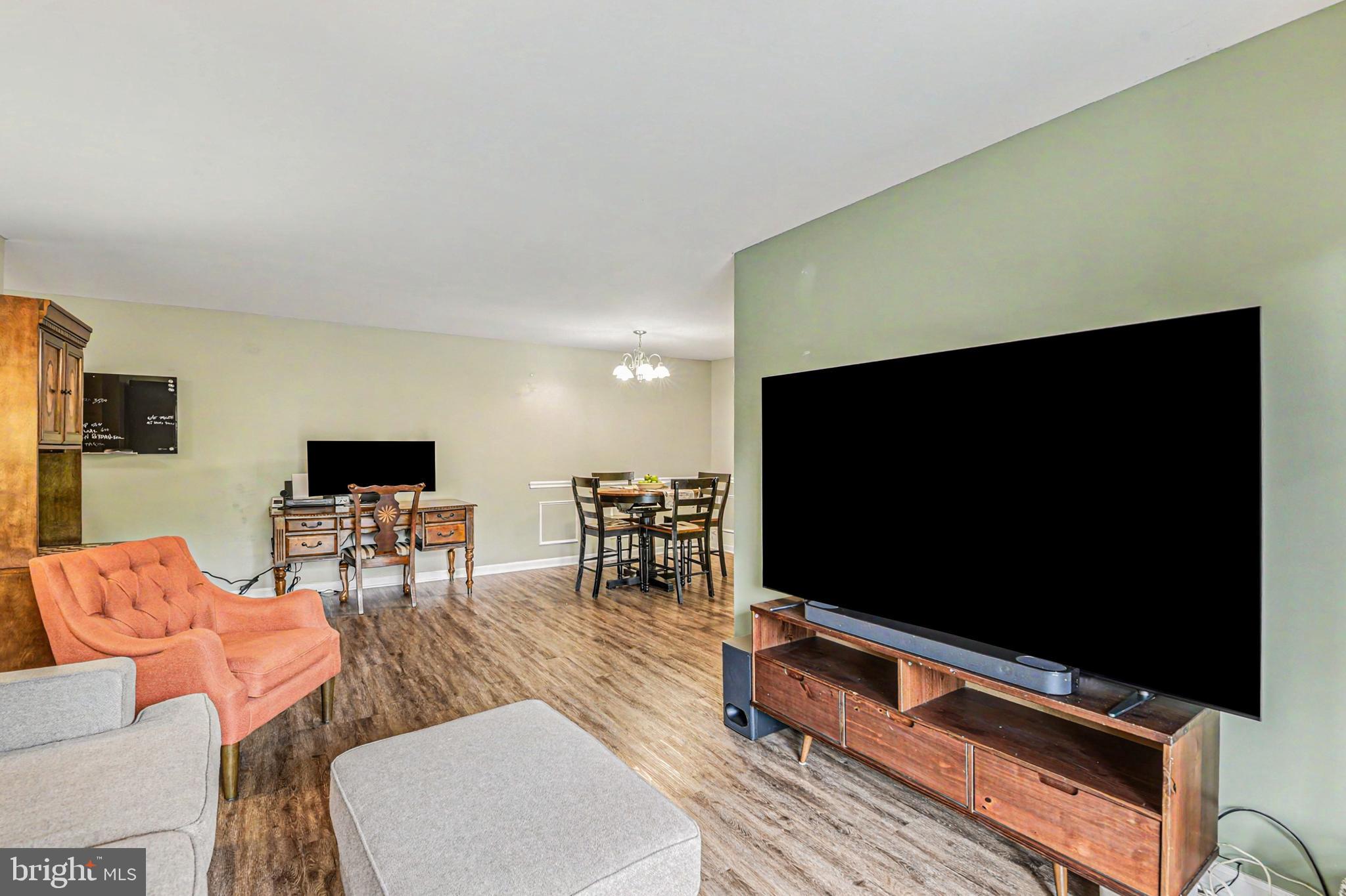 THE POINTE - Residential