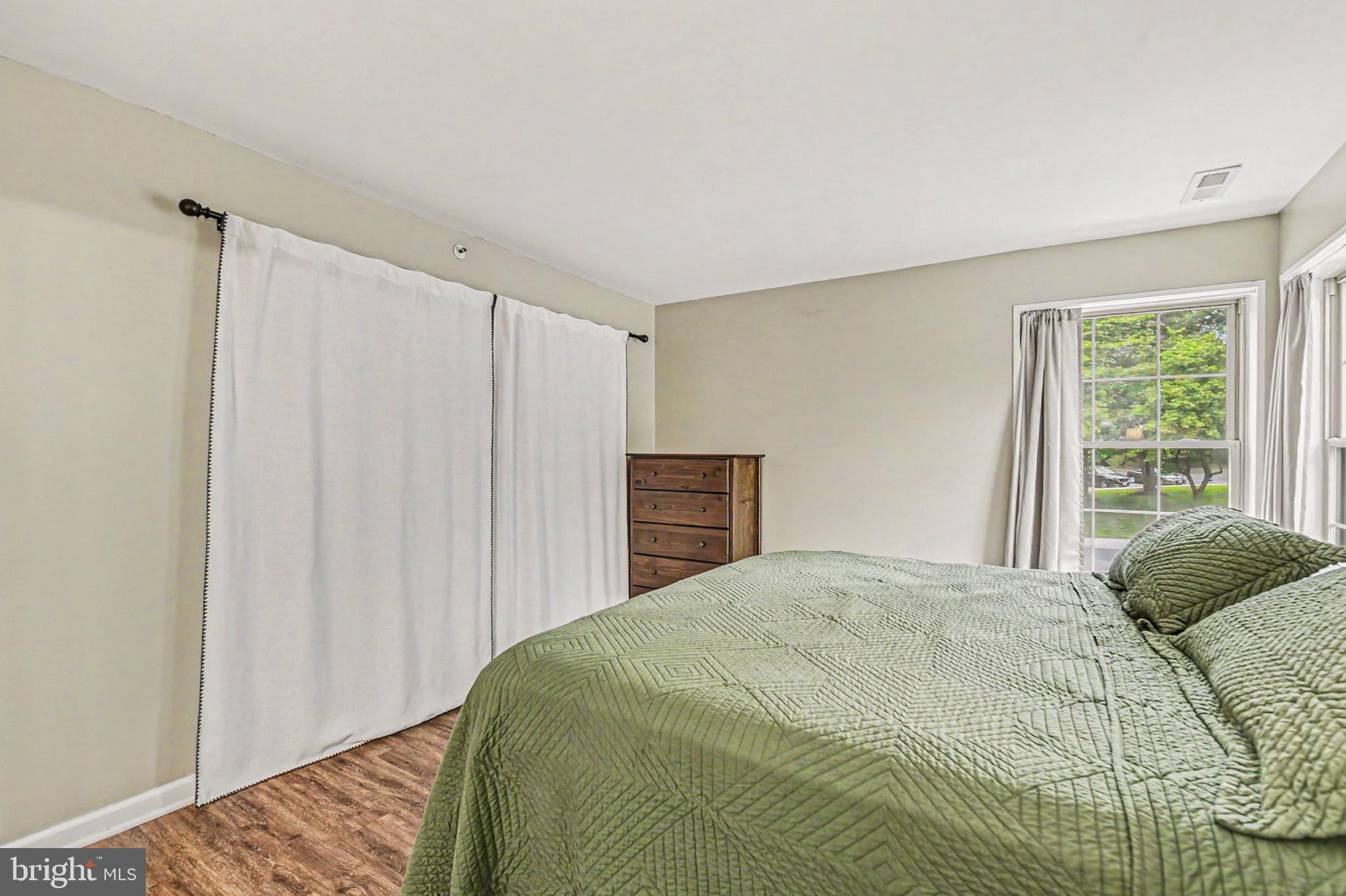 THE POINTE - Residential