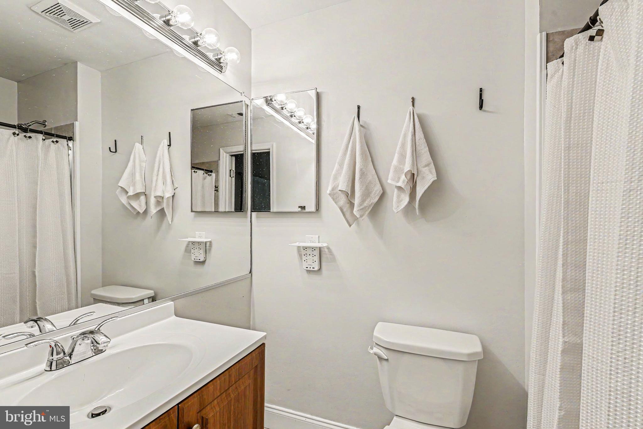 THE POINTE - Residential