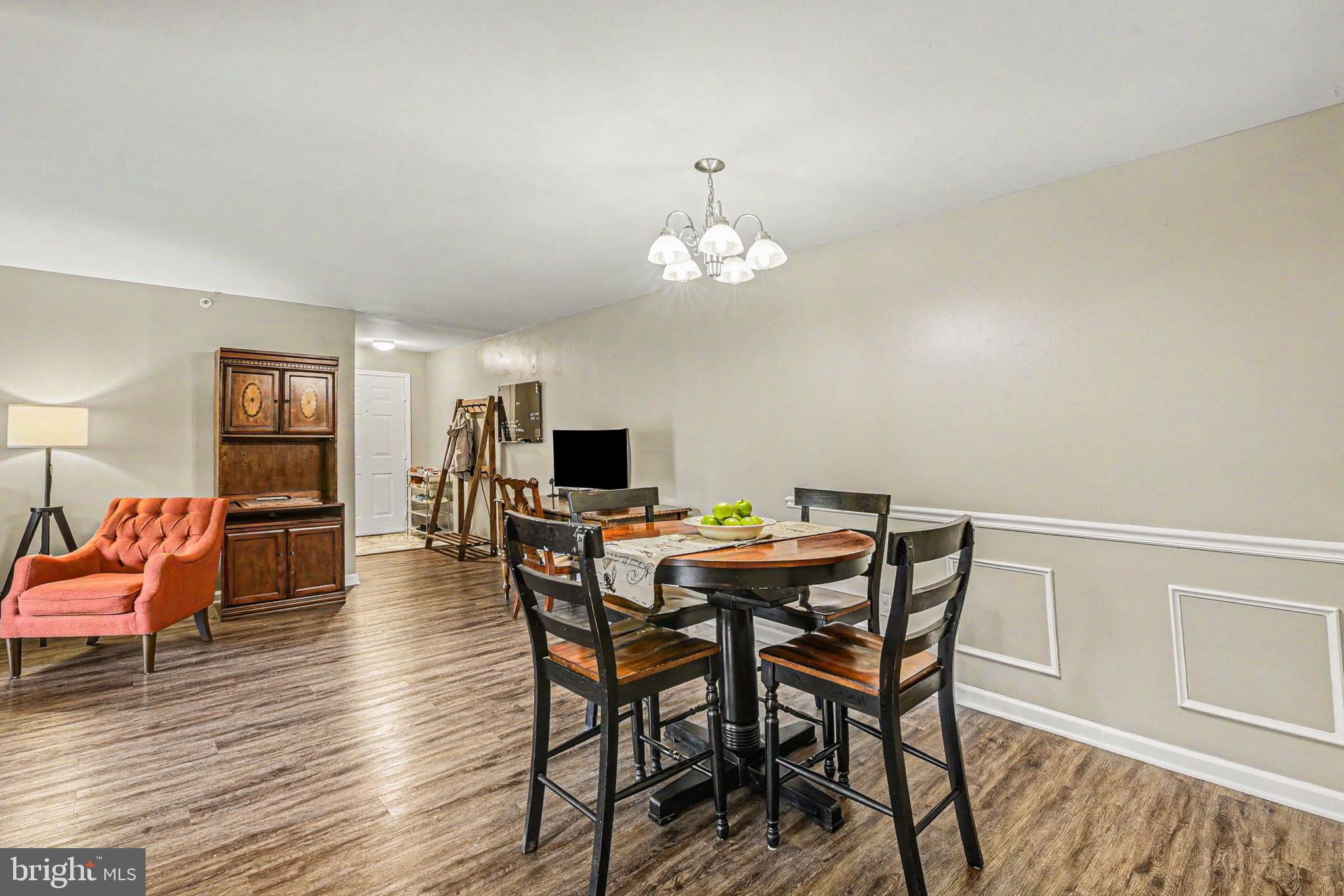 THE POINTE - Residential