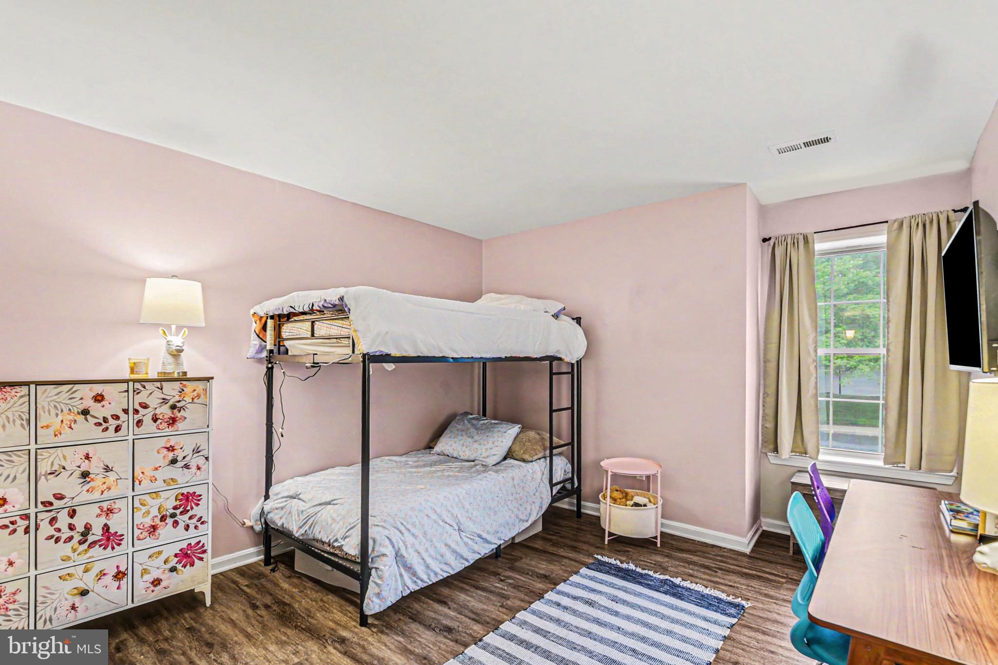 THE POINTE - Residential