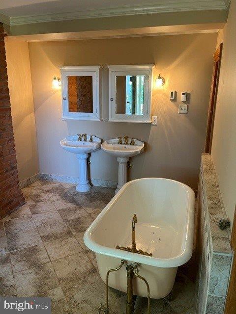 CLEAR SPRING - Residential Lease