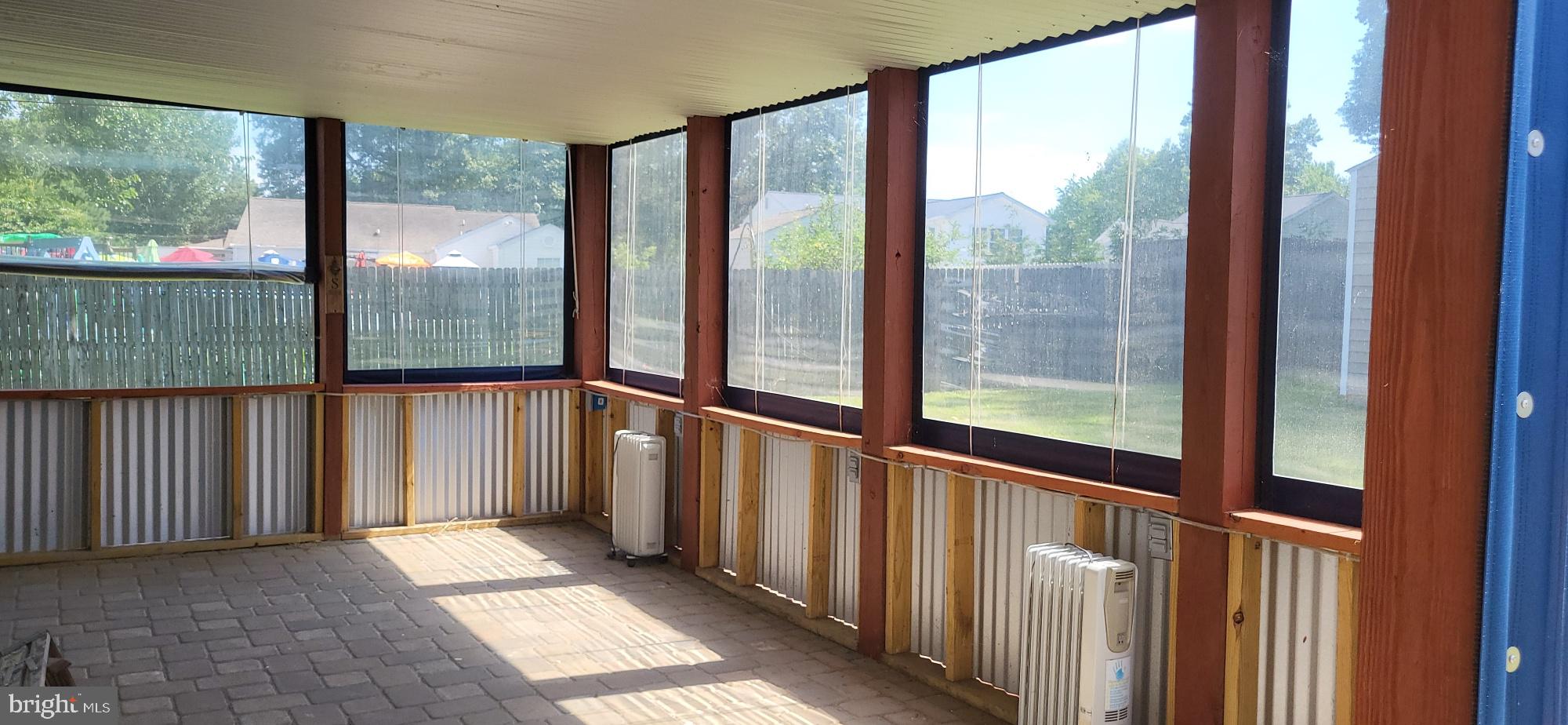 CLOVERFIELDS - Residential