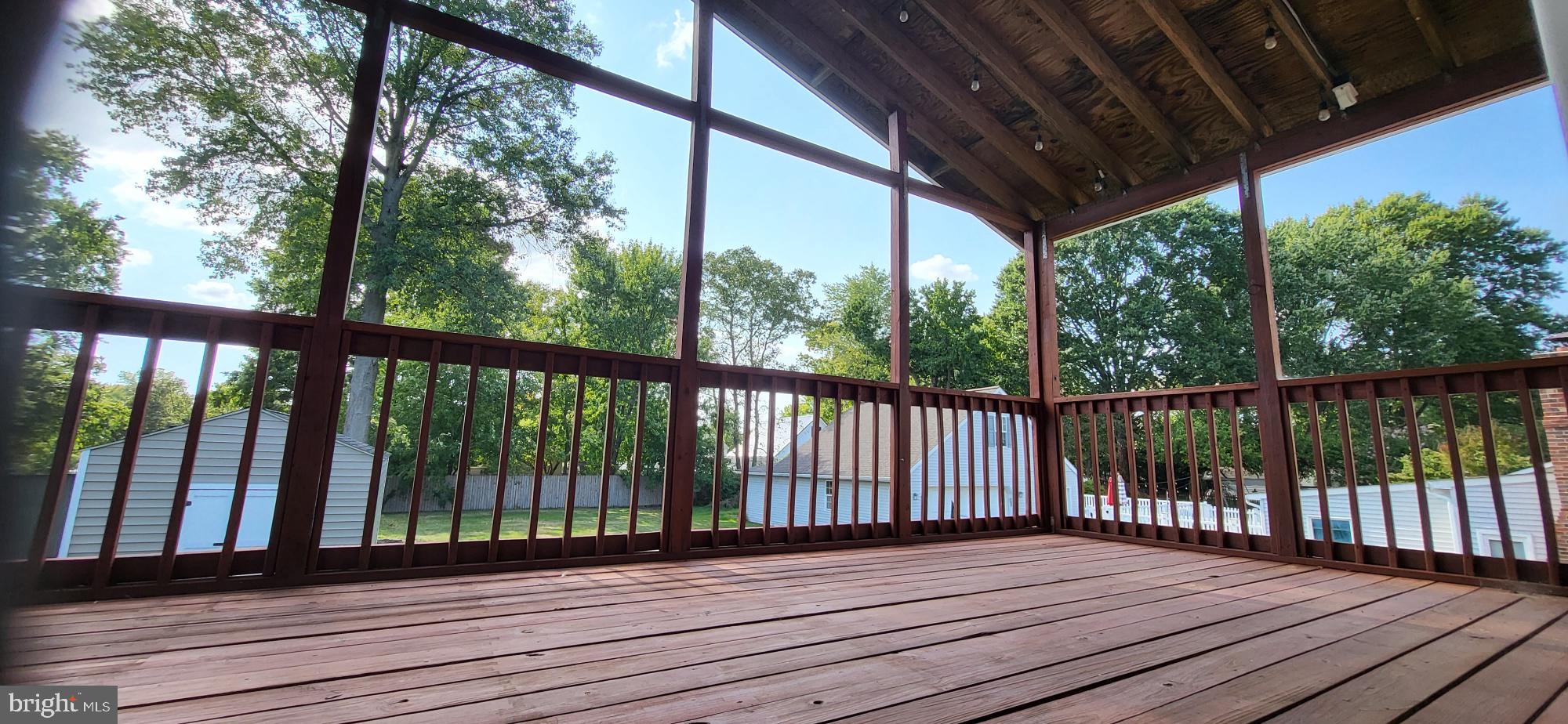 CLOVERFIELDS - Residential