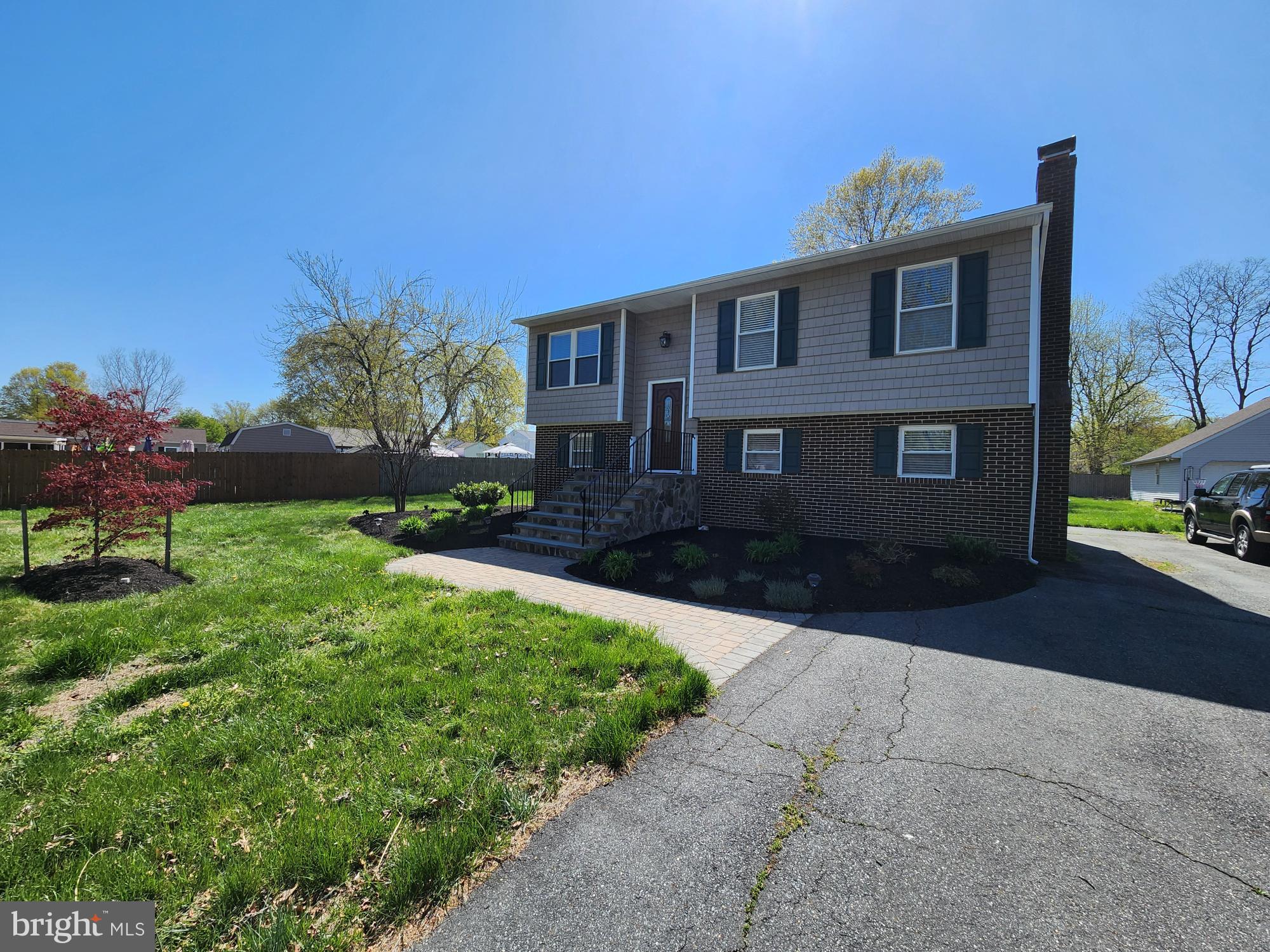 CLOVERFIELDS - Residential