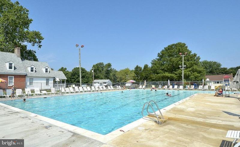 CLOVERFIELDS - Residential