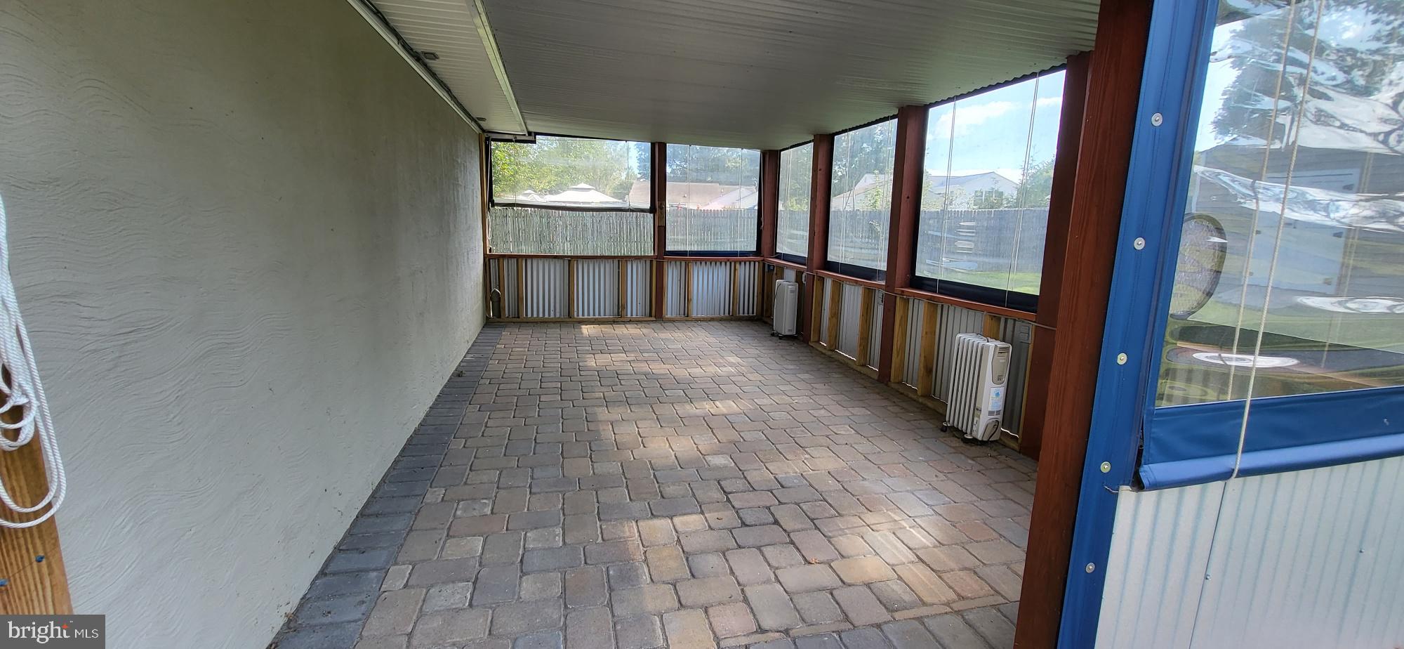 CLOVERFIELDS - Residential