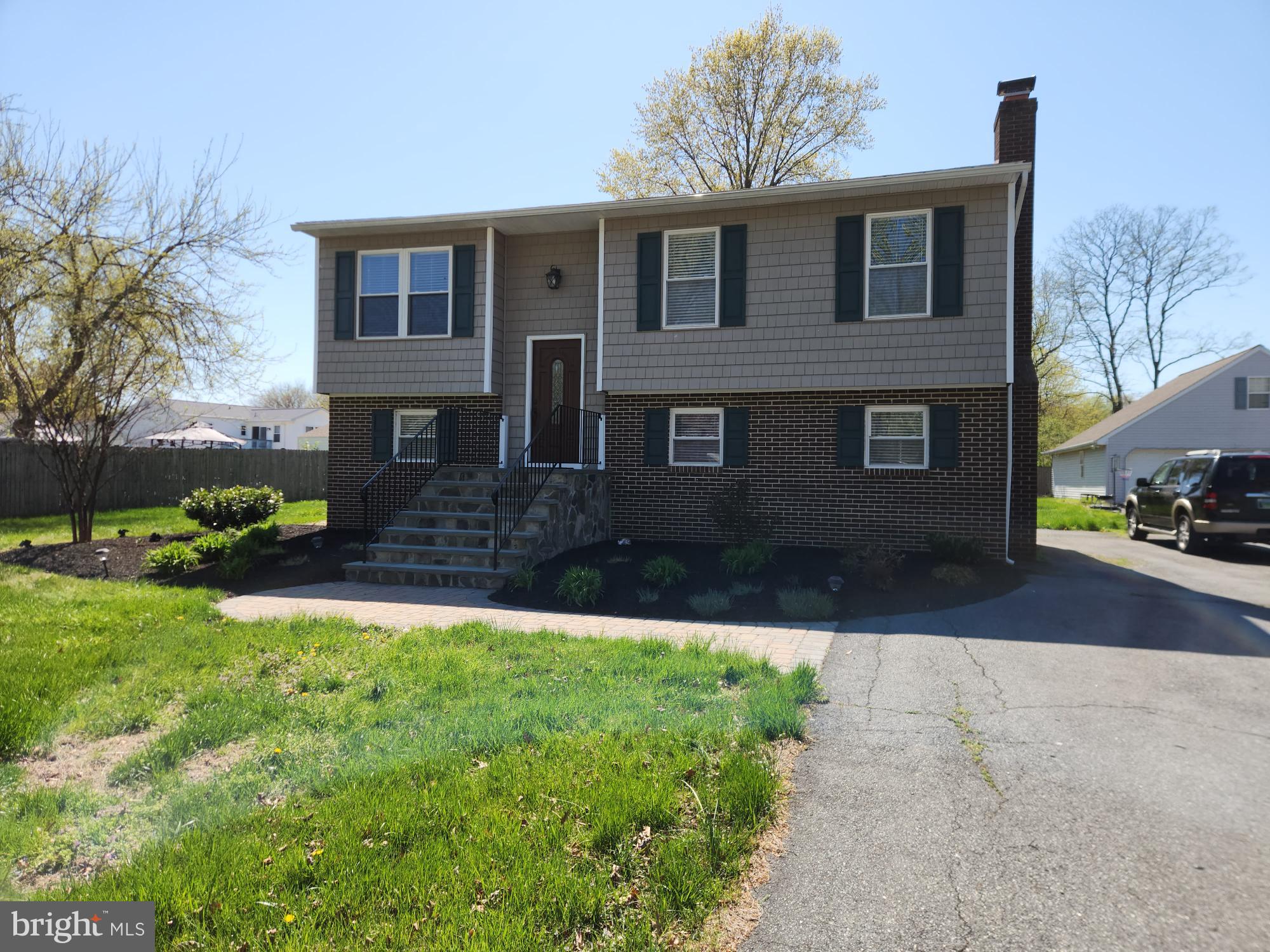 CLOVERFIELDS - Residential