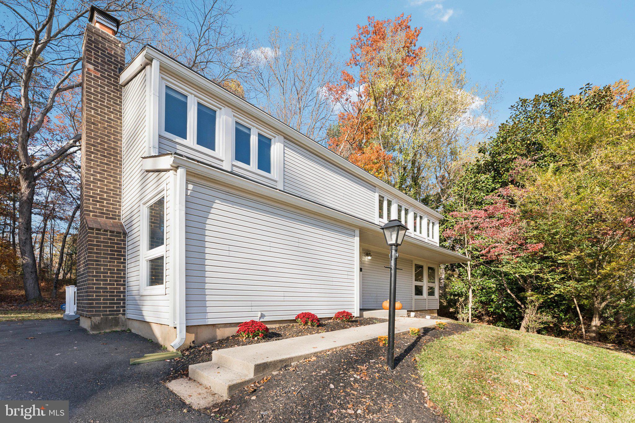 RESTON - Residential