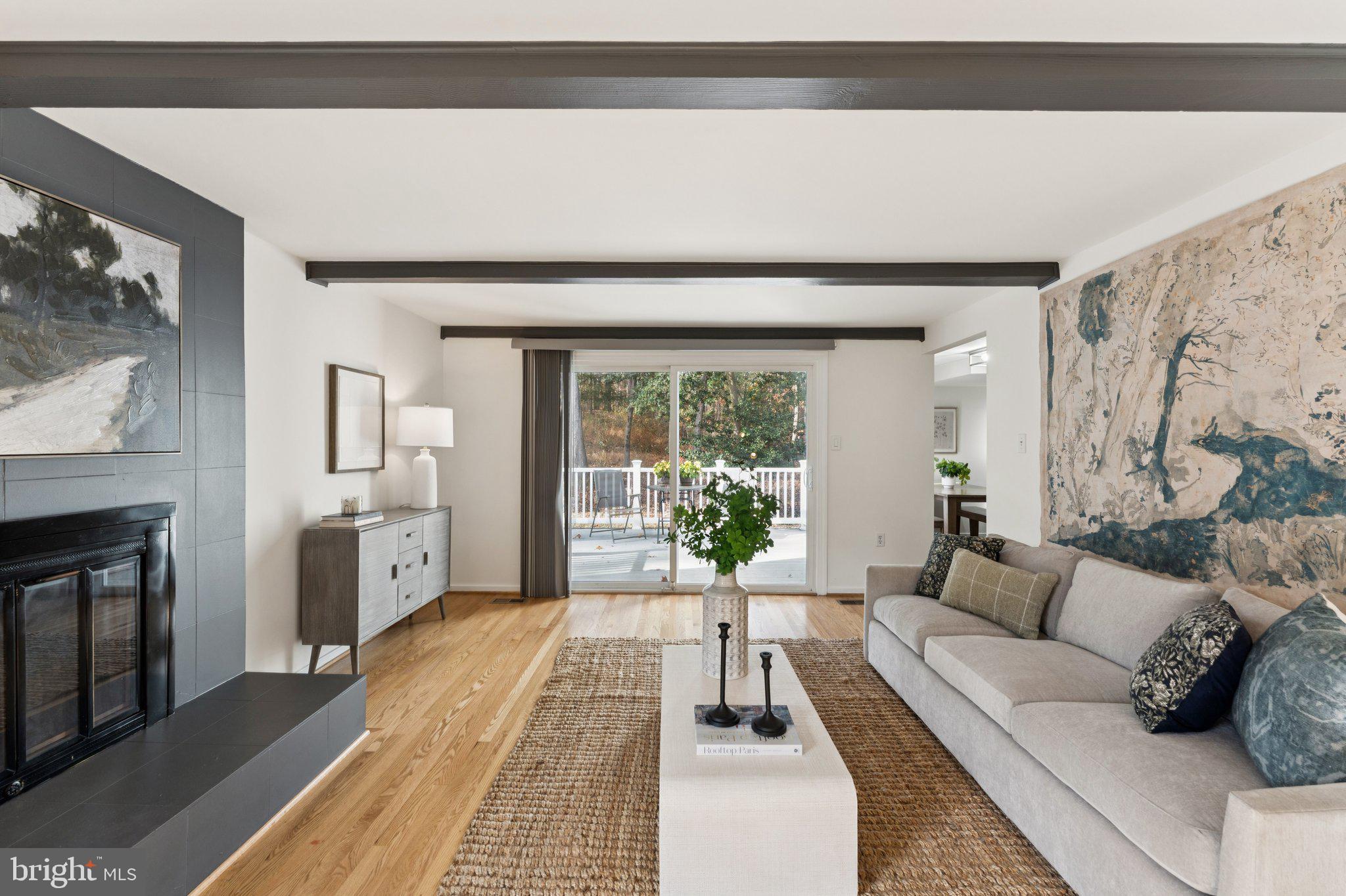 RESTON - Residential